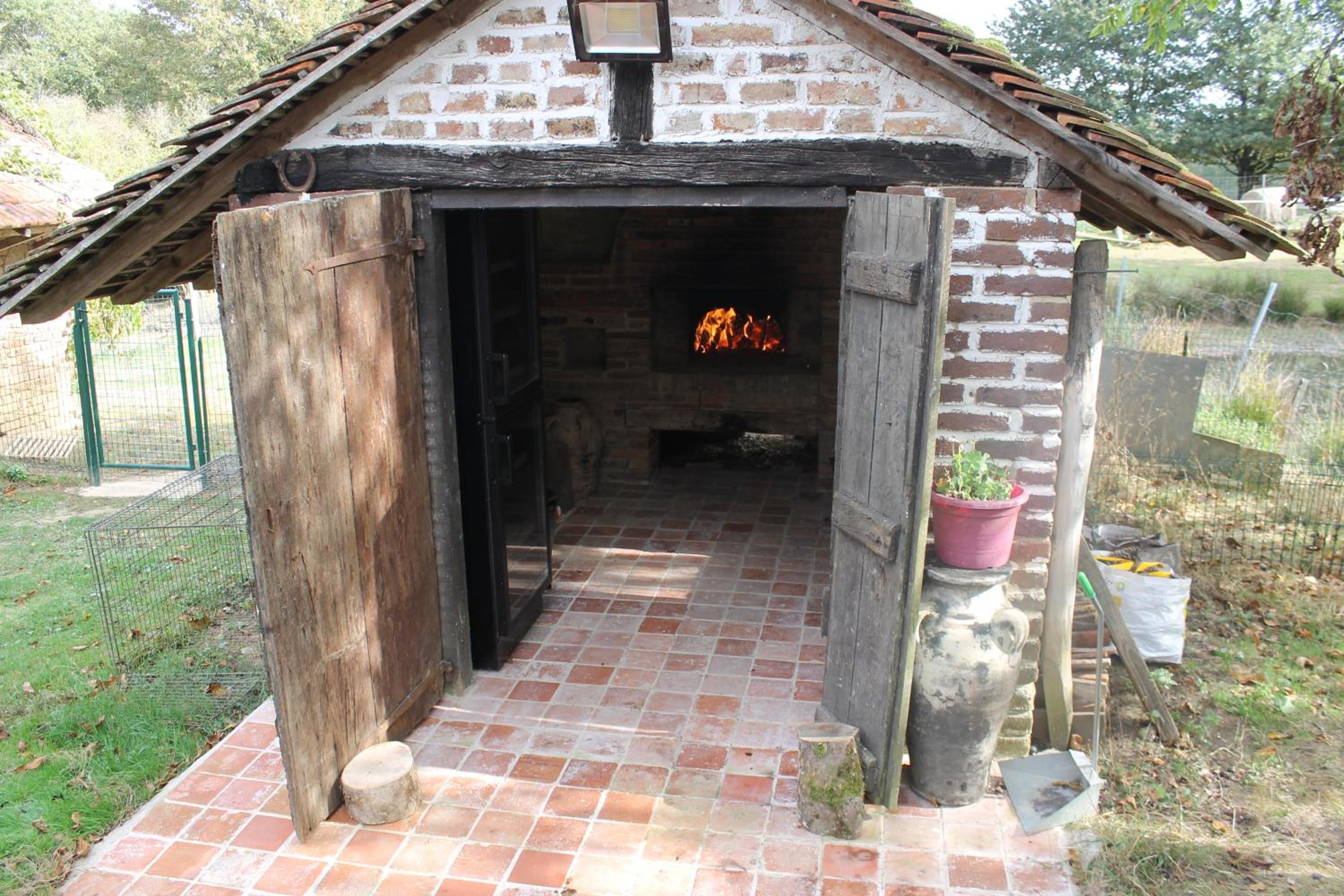 Photo 9