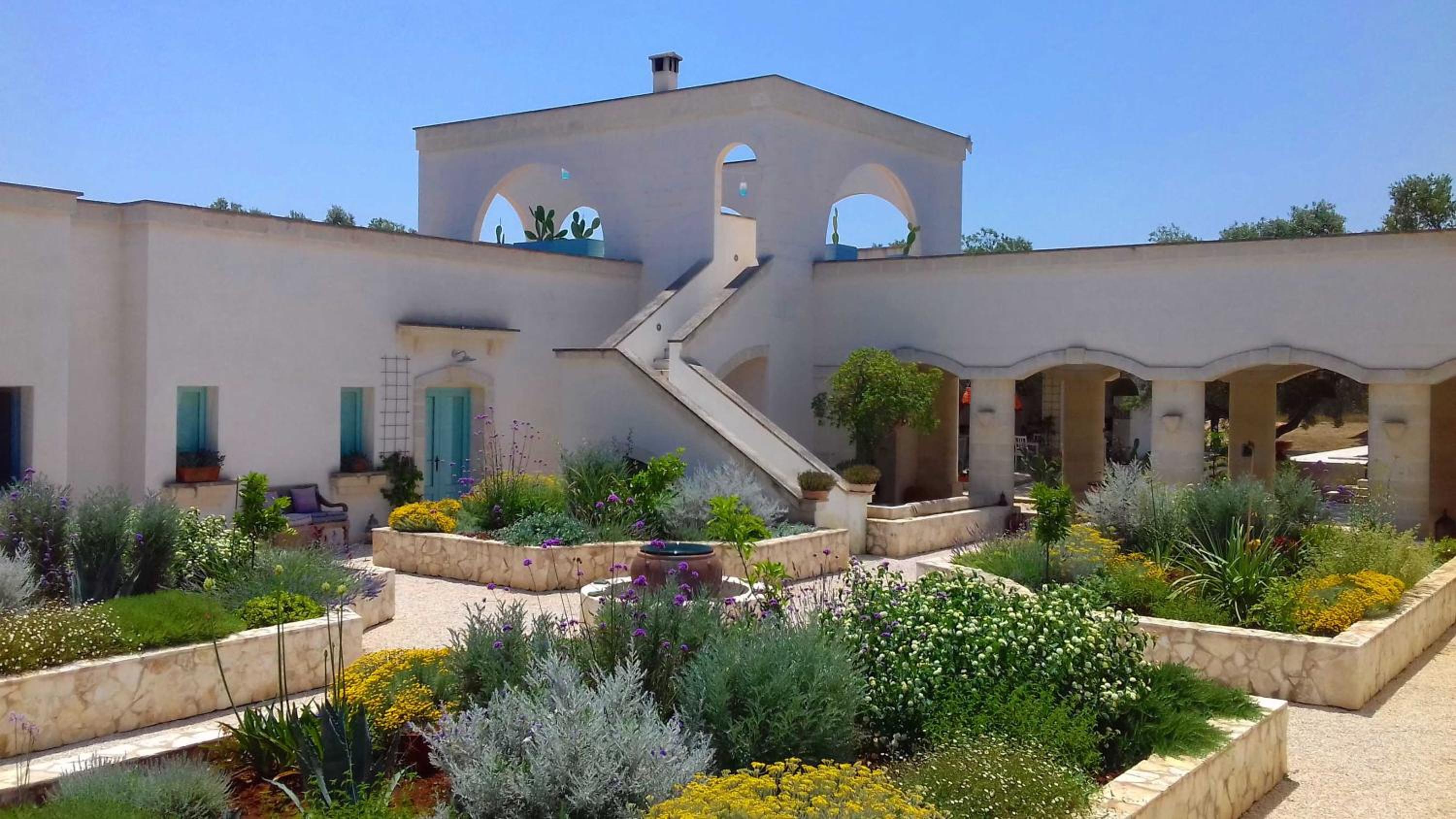 Hotel The Proud Garden - Image 1