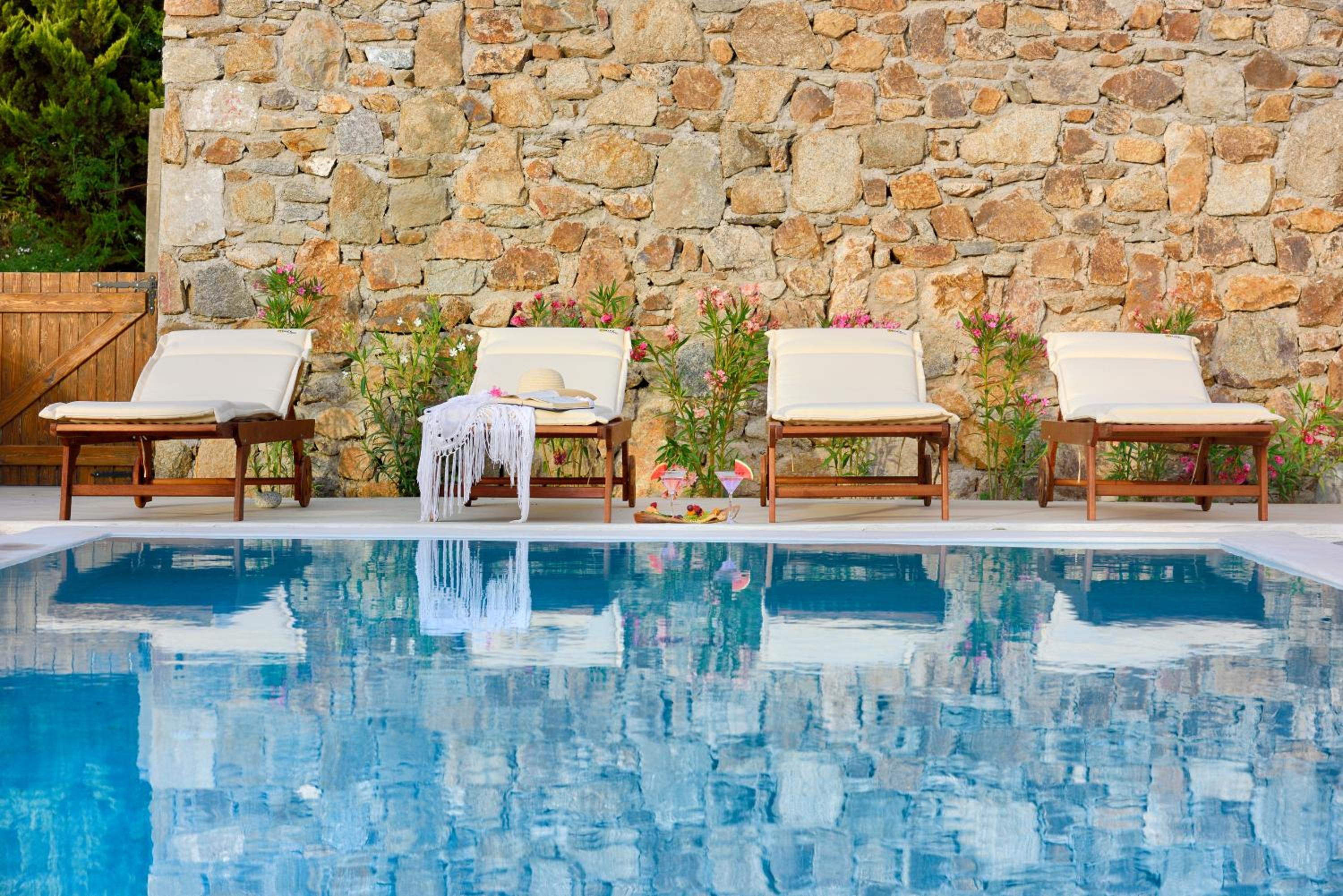 Elegant Mykonos