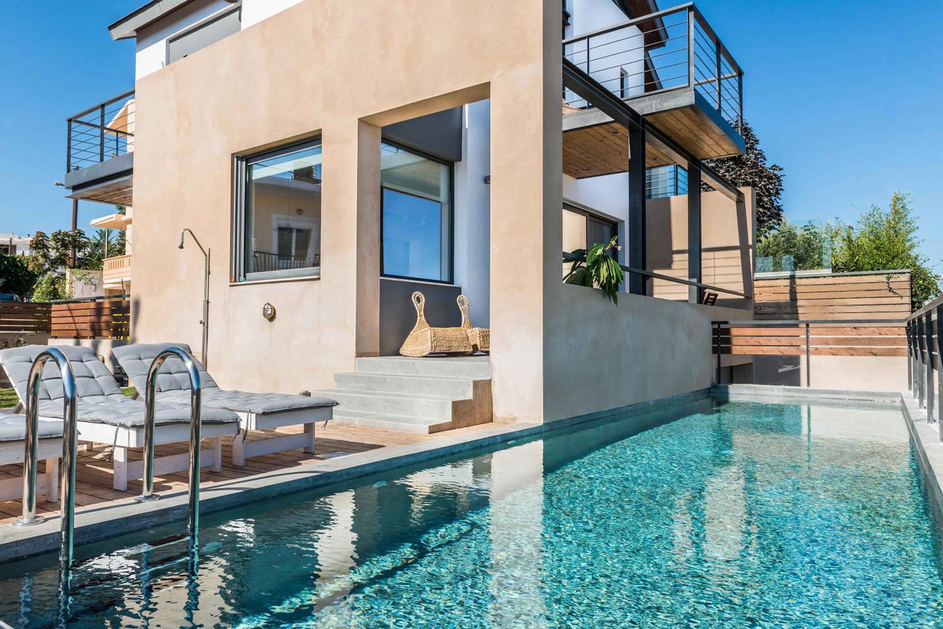 Happy Villa