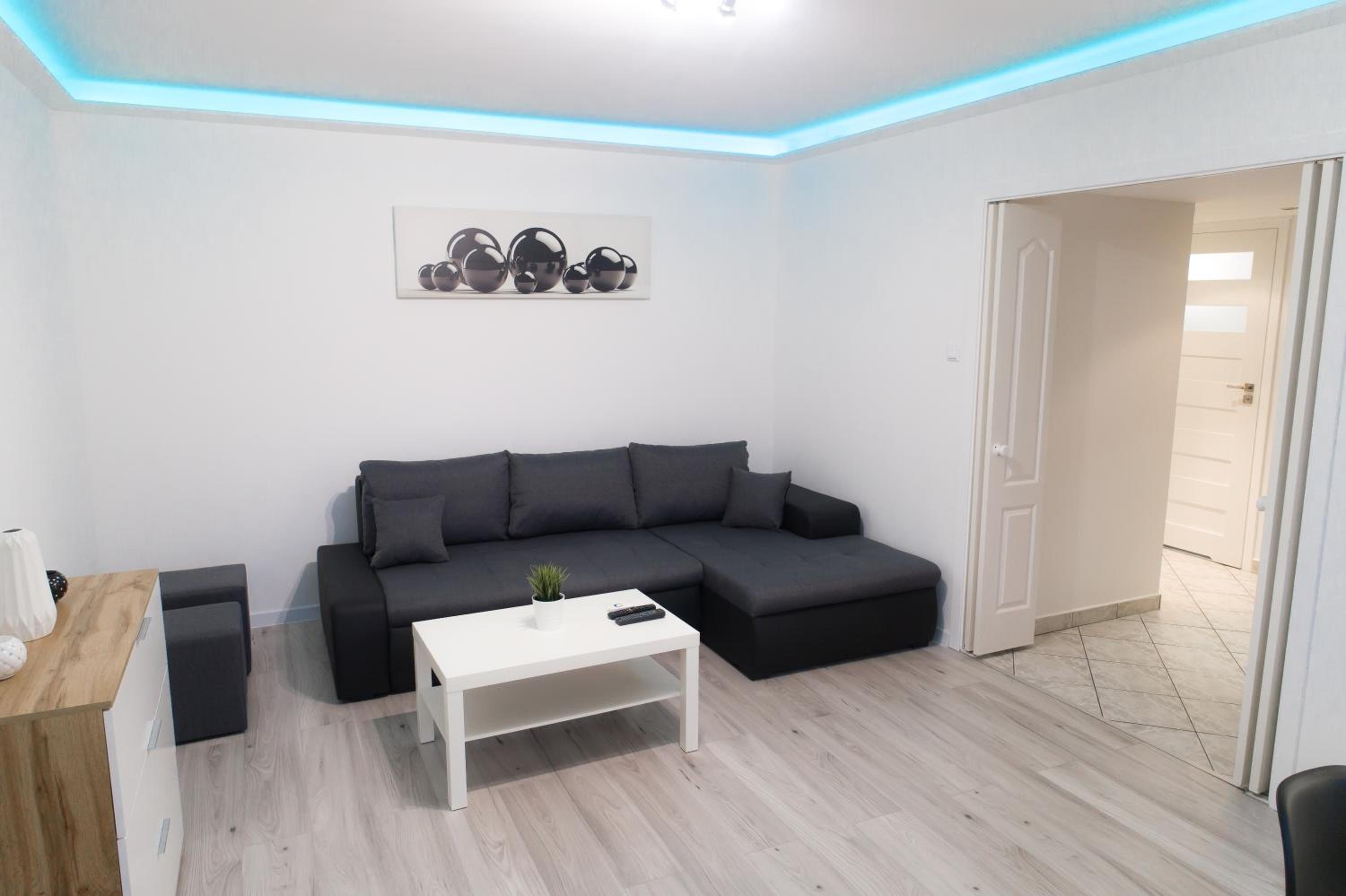 APARTAMENT FOCUS