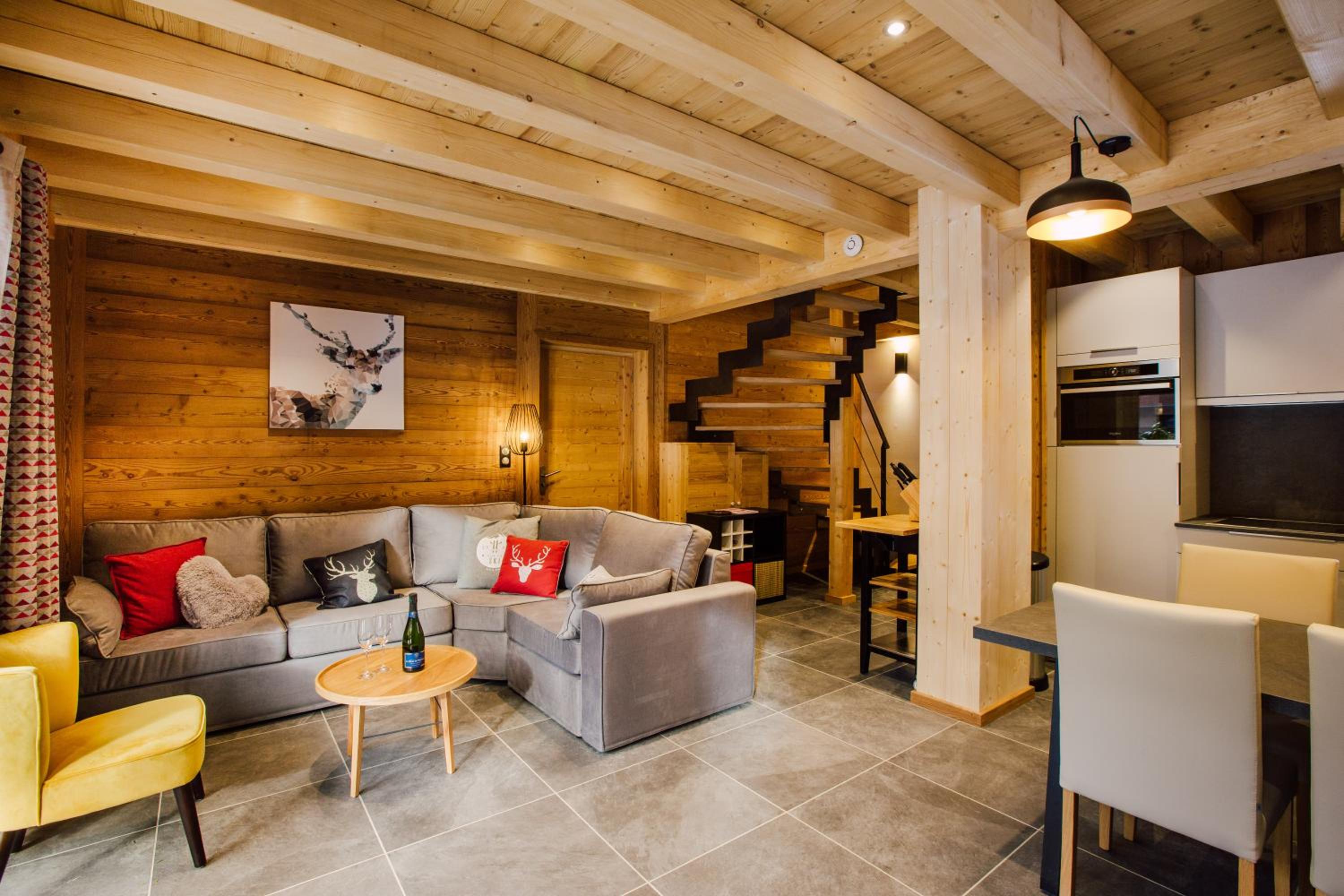 Simply Morzine - Chalet Petit Central view 2