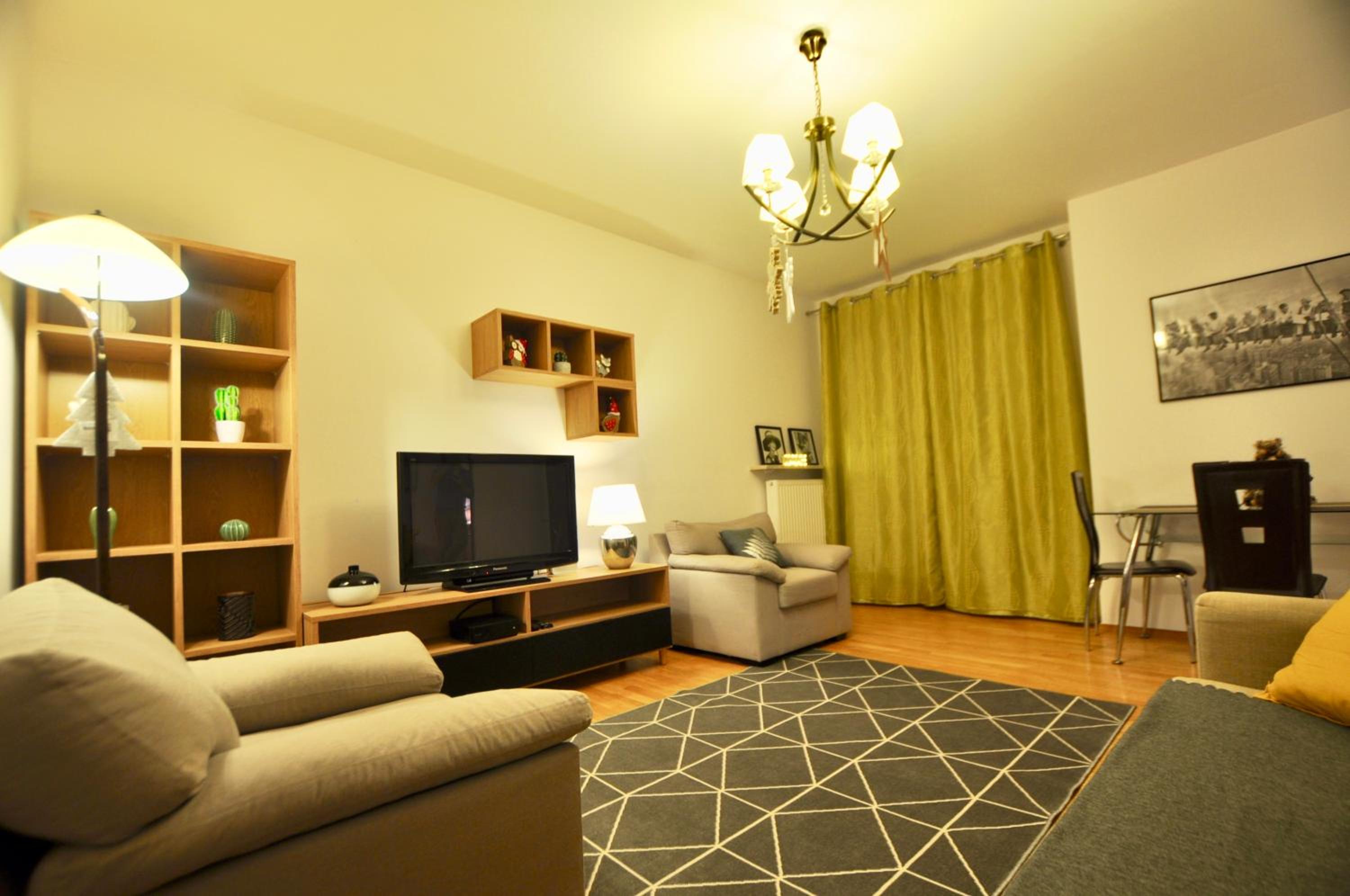 Młociny Metro Apartment