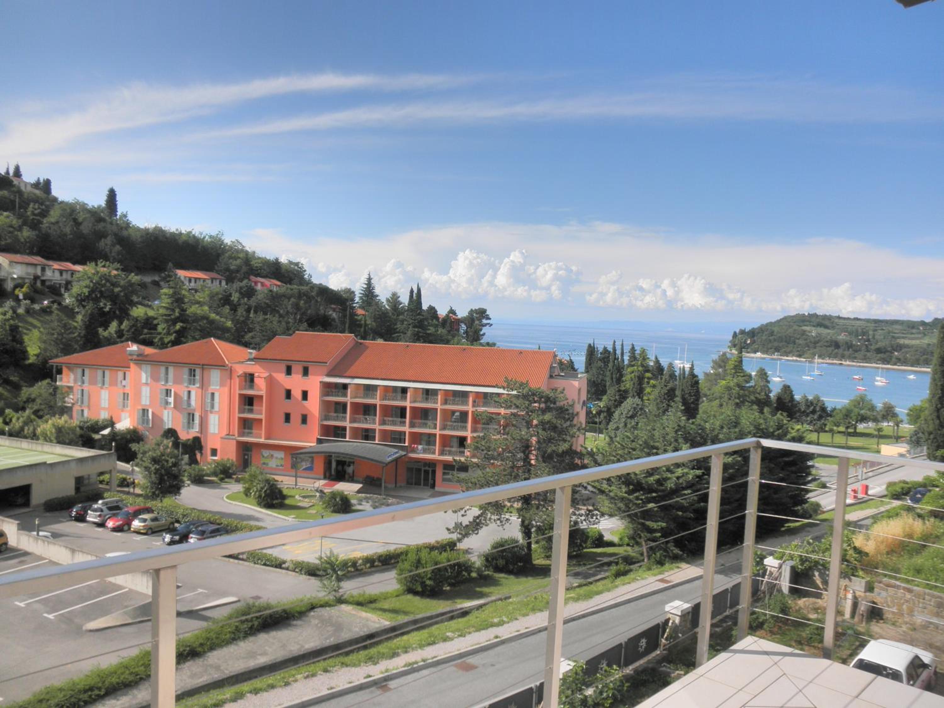 Heart of Strunjan Apartments AL