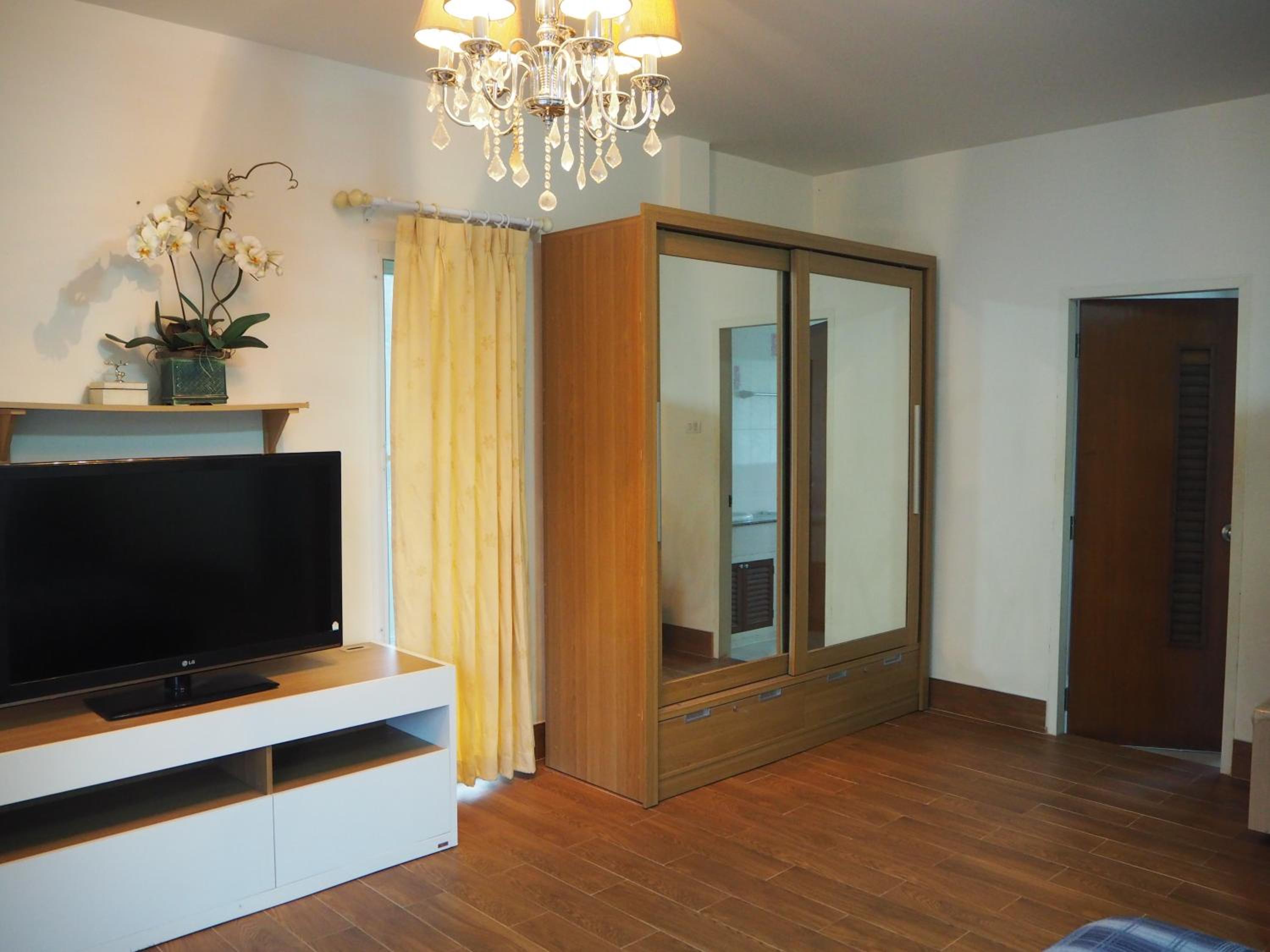 BAANTAI HOMESTAY