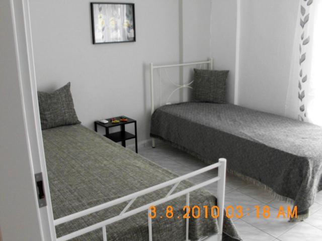 Apartment by the beach with amazing sea view