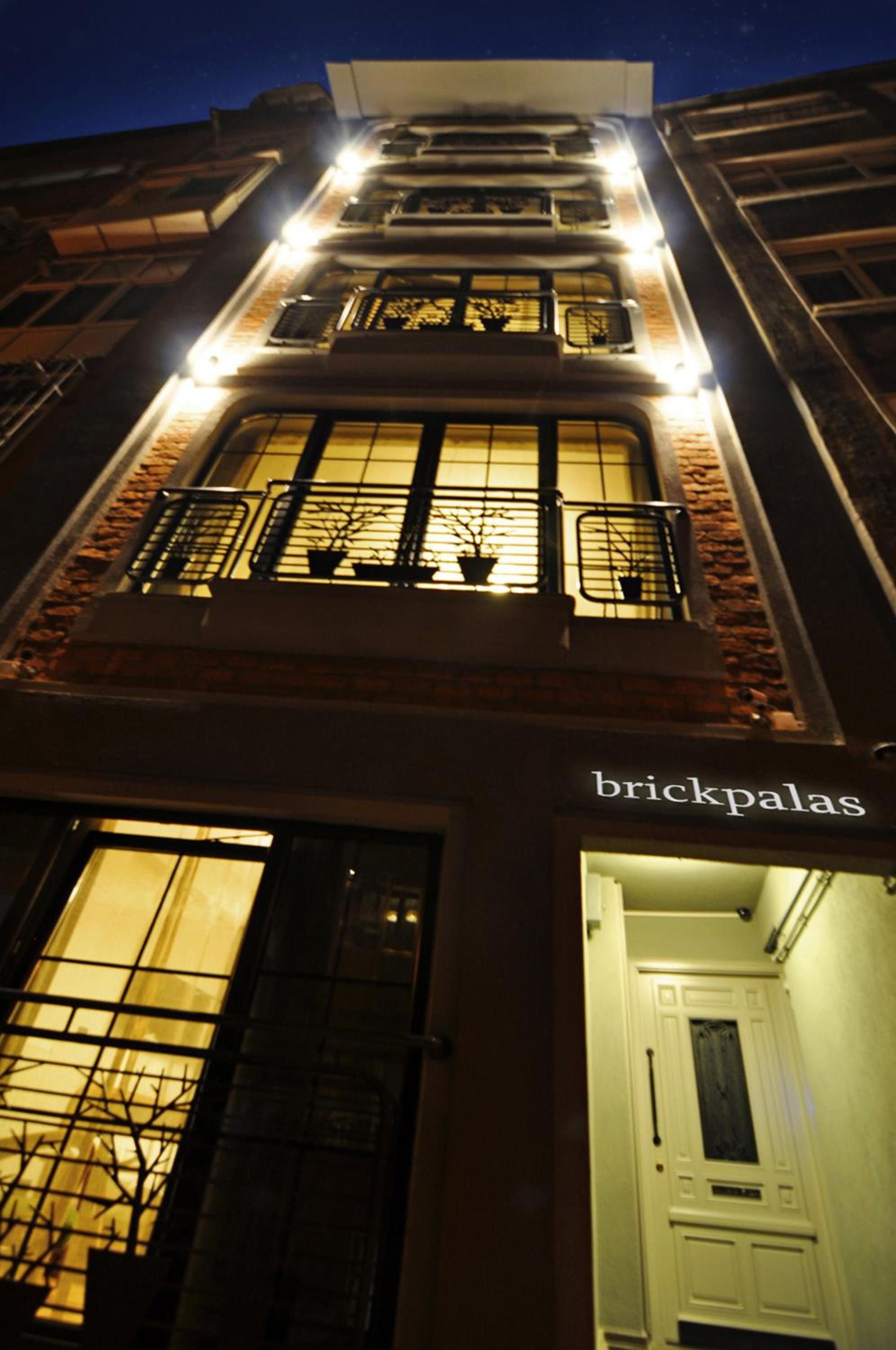 Brickpalas photo 2