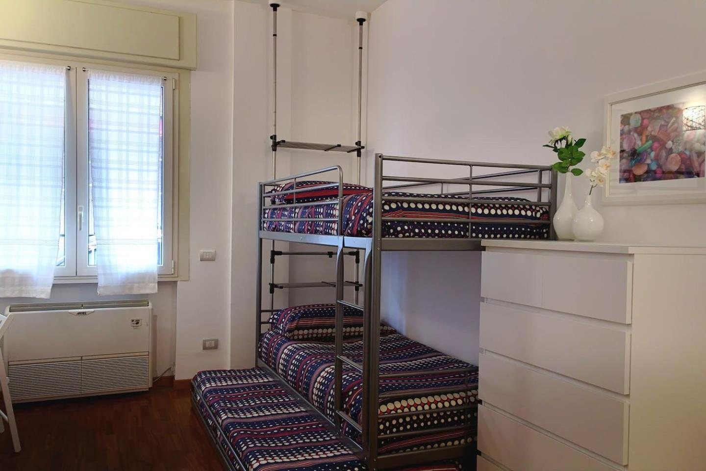 ALASSIO Trilocale a 50mt dal mare view 5