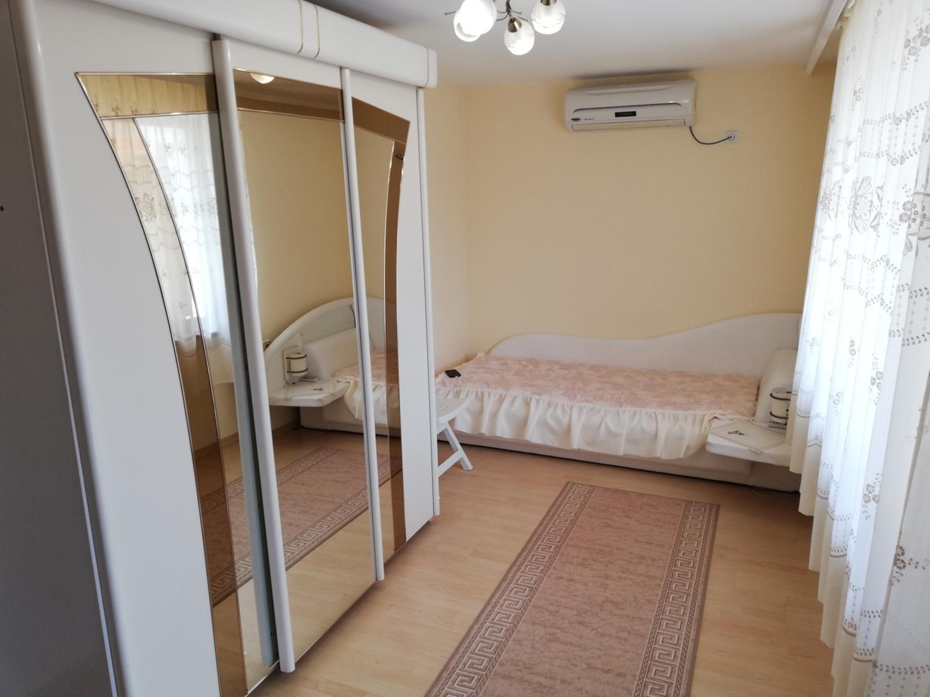 Apartment Rosen