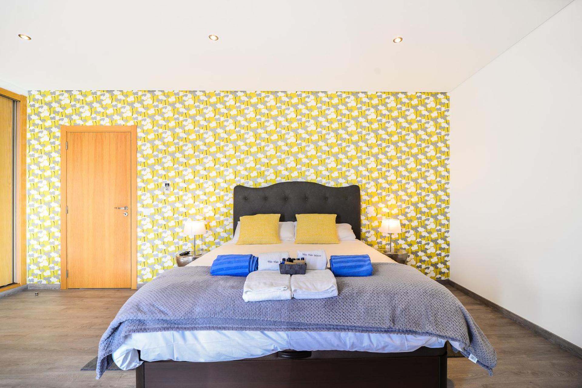 Vila Vale Mouro by OCvillas view 4
