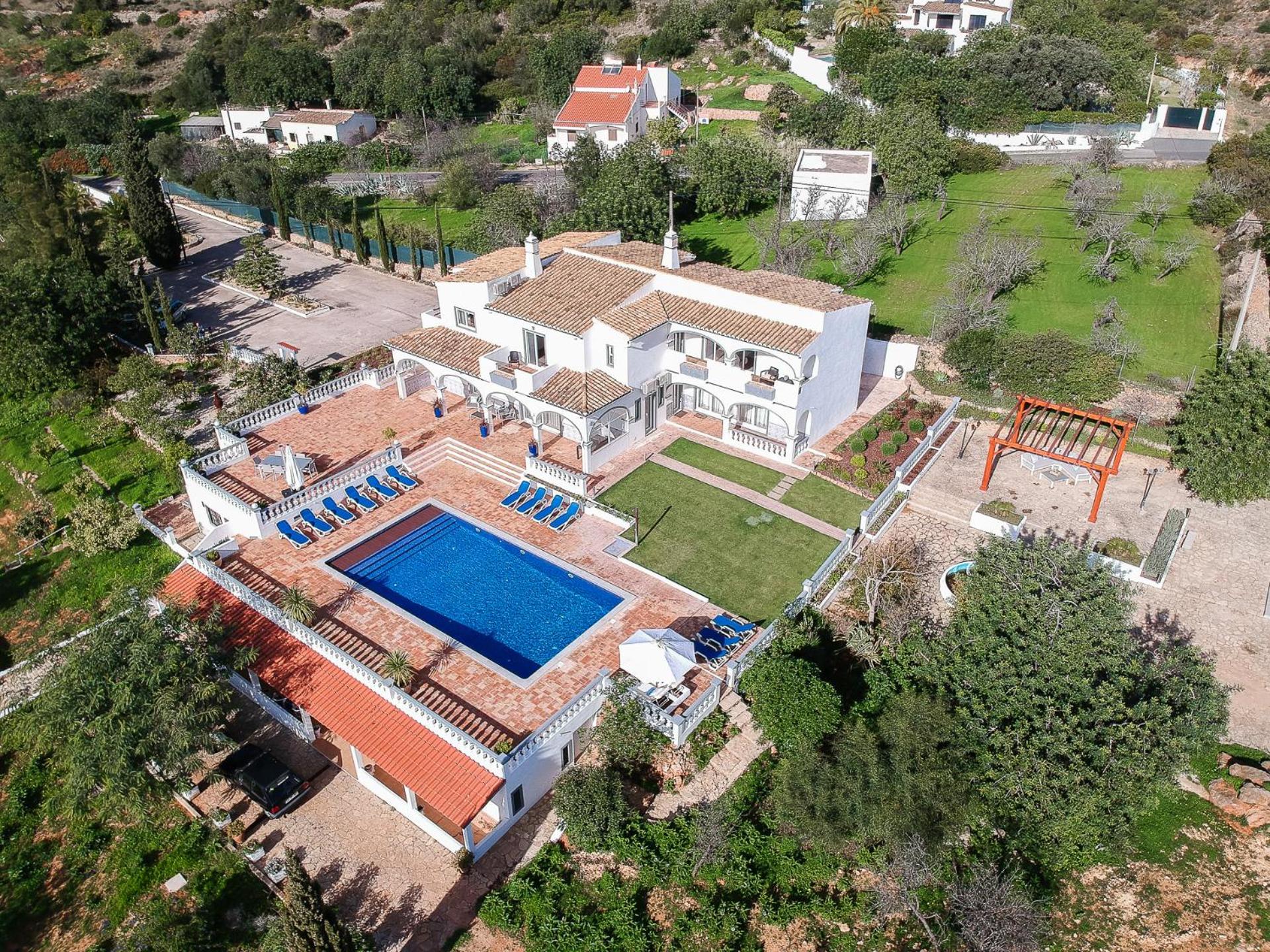 Vila Vale Mouro by OCvillas