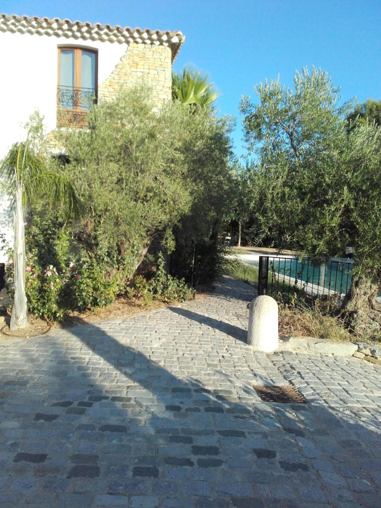Studios Domaine l'Oliveraie