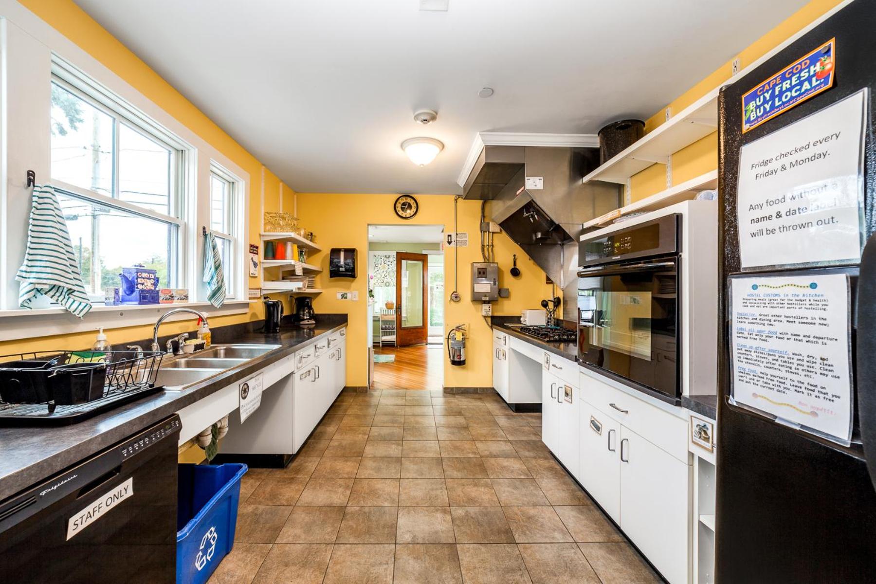 HI - Hyannis Hostel