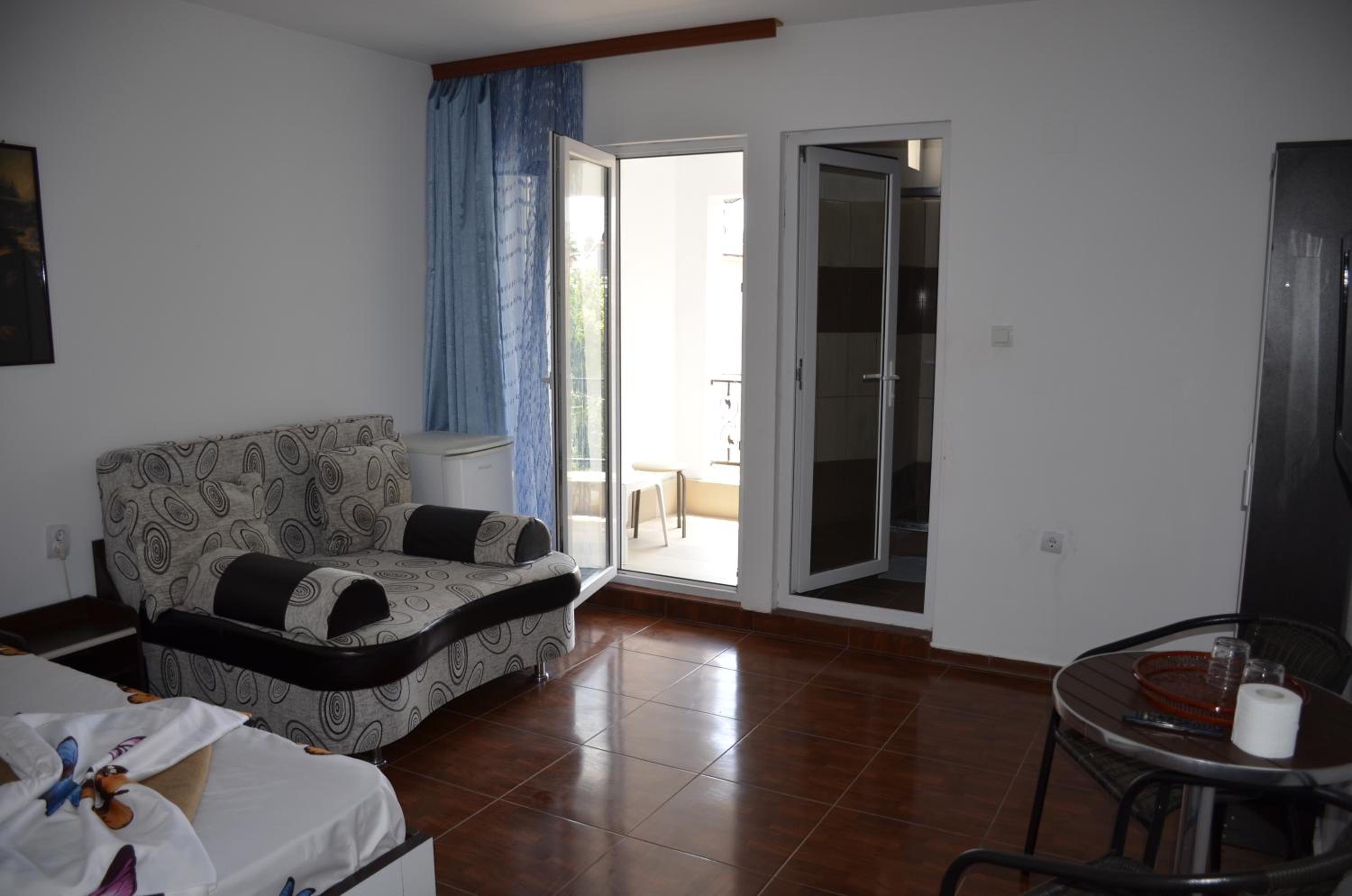 Vila cu Livada view 3