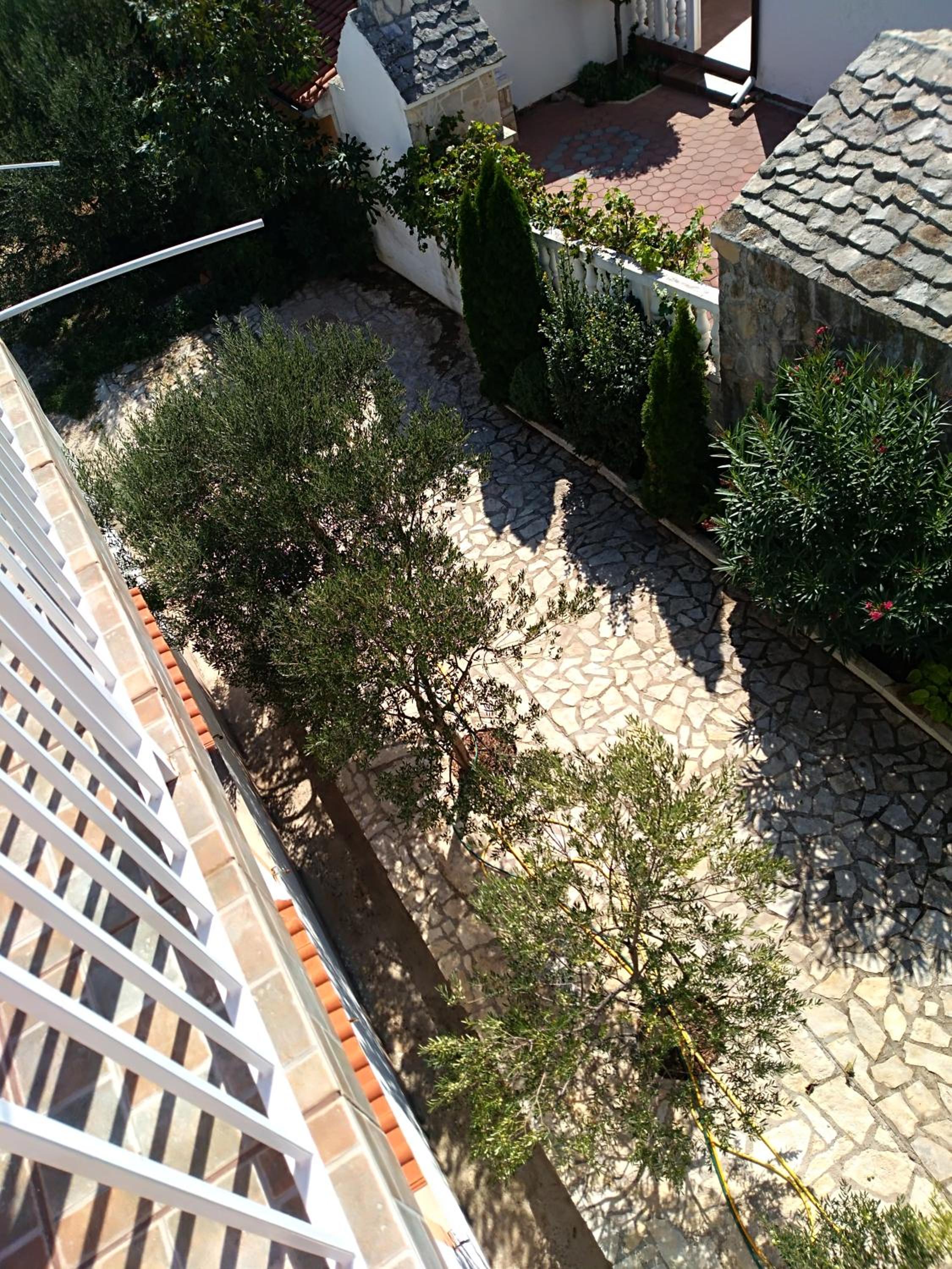 Photo 36