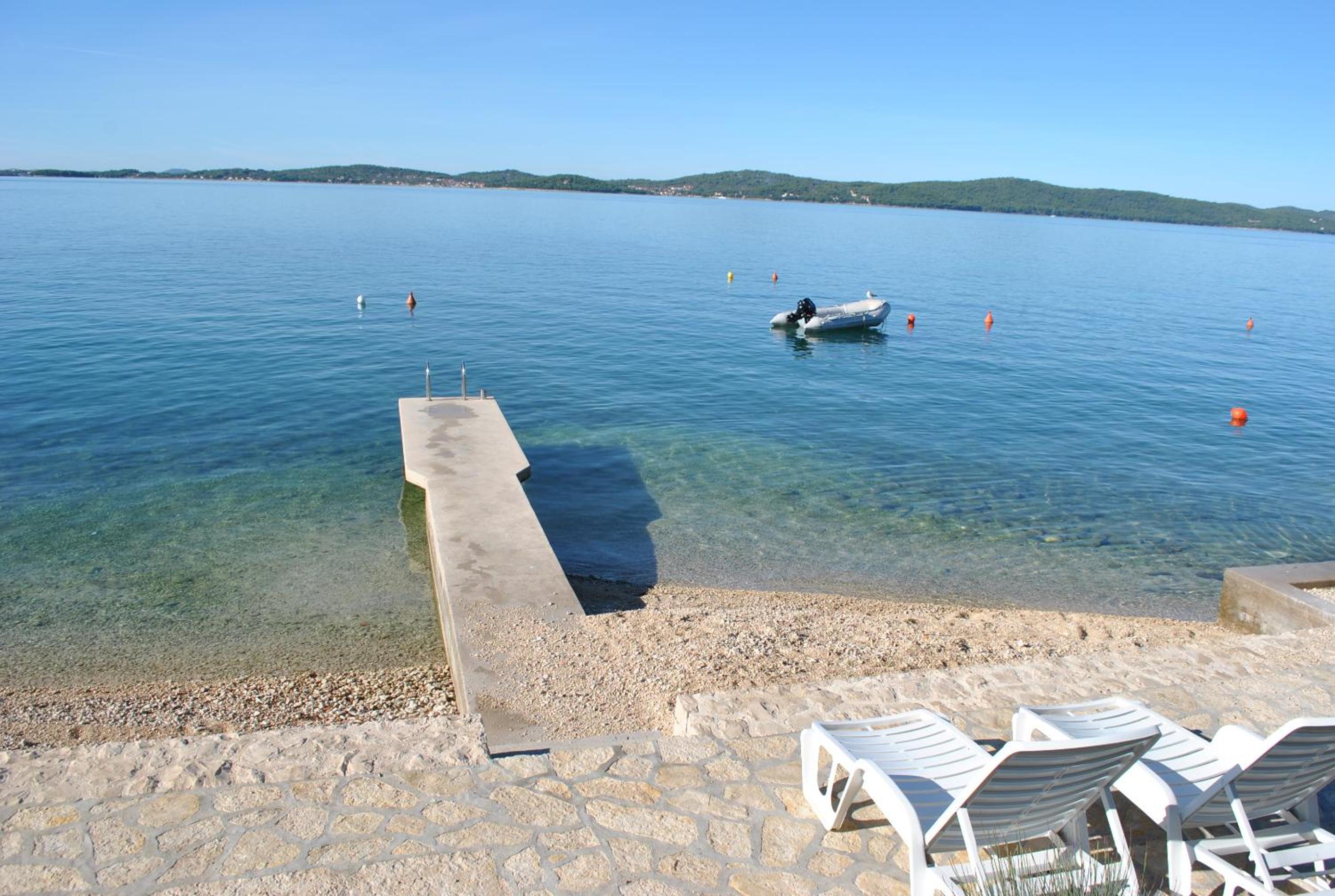Direct Seafront Villa