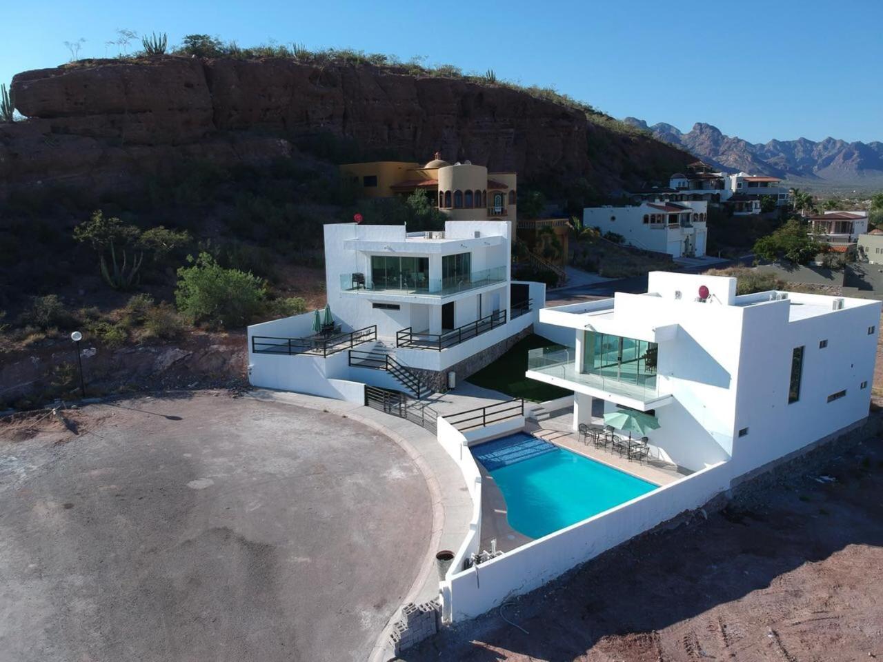 Rahum House San Carlos view 3
