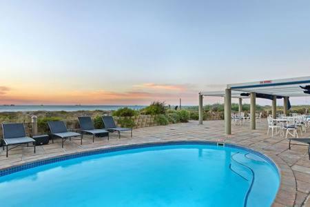 325 Leisure Bay Cape Town view 4