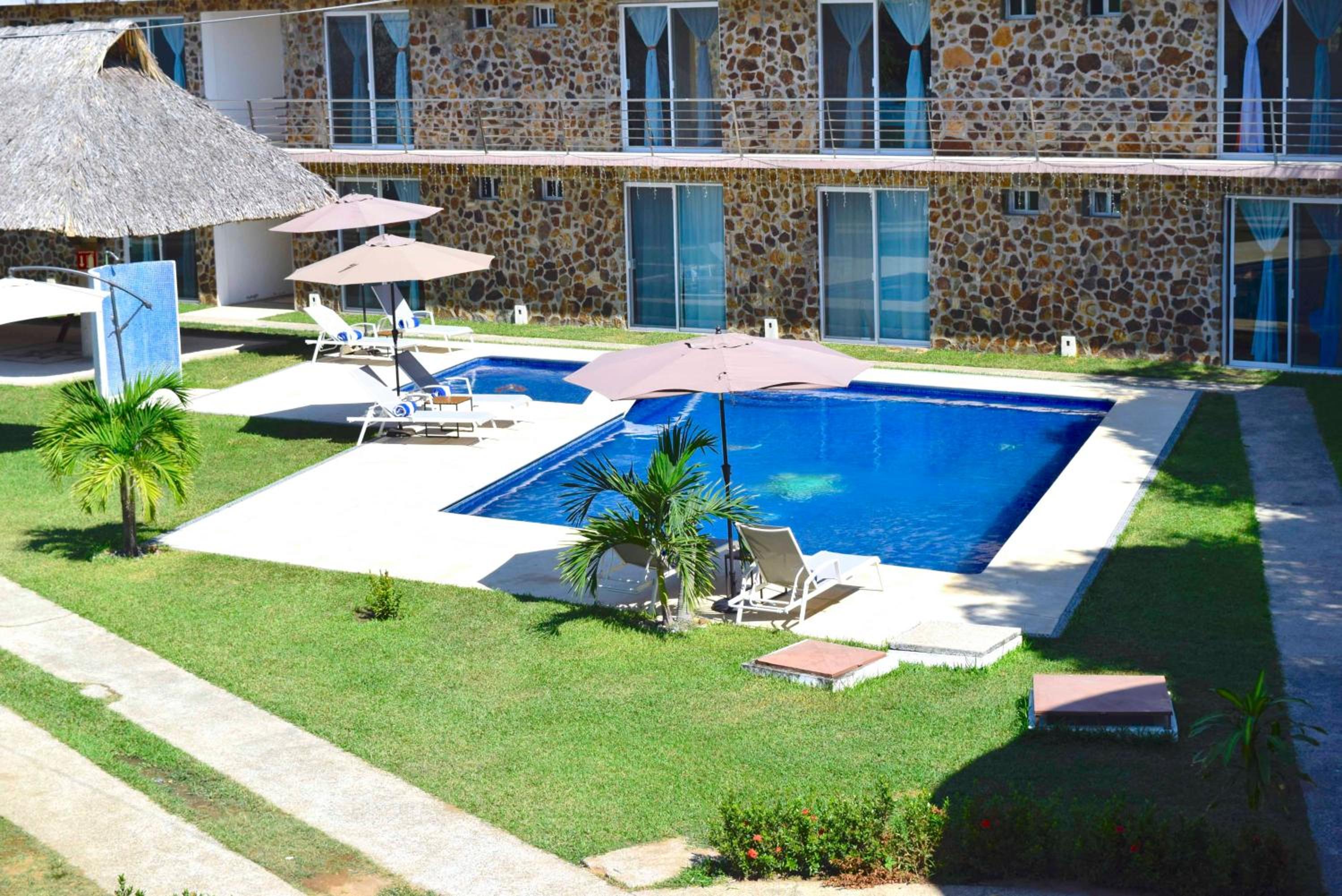 Hotel Stone - Image 1