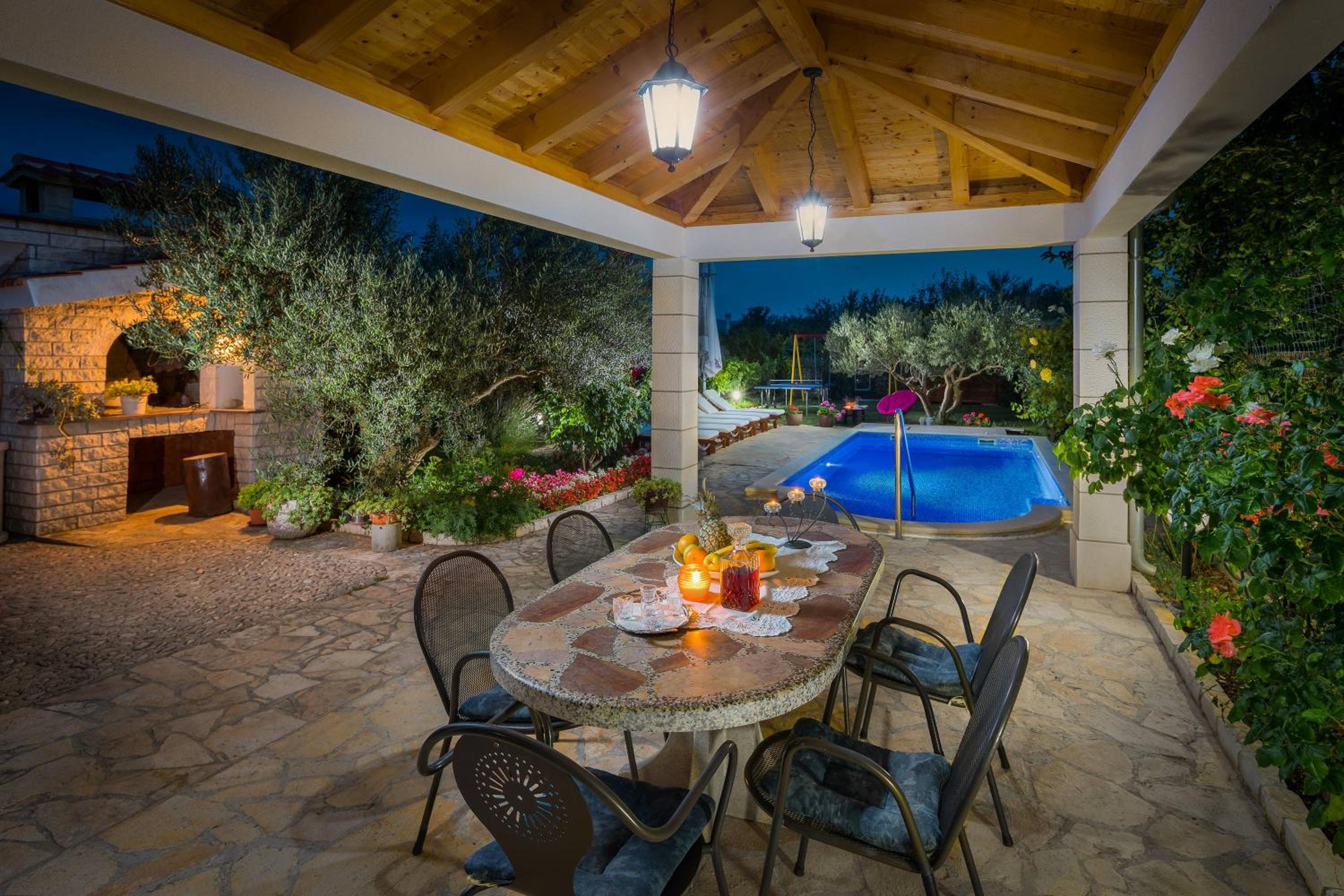 New modern dream villa 2019 view 3