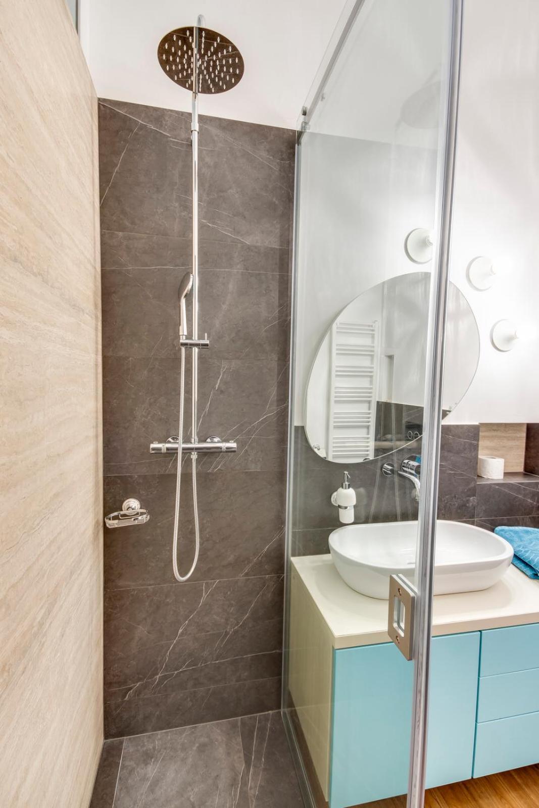 Central and Luxurious Beethovnova Apartment view 2