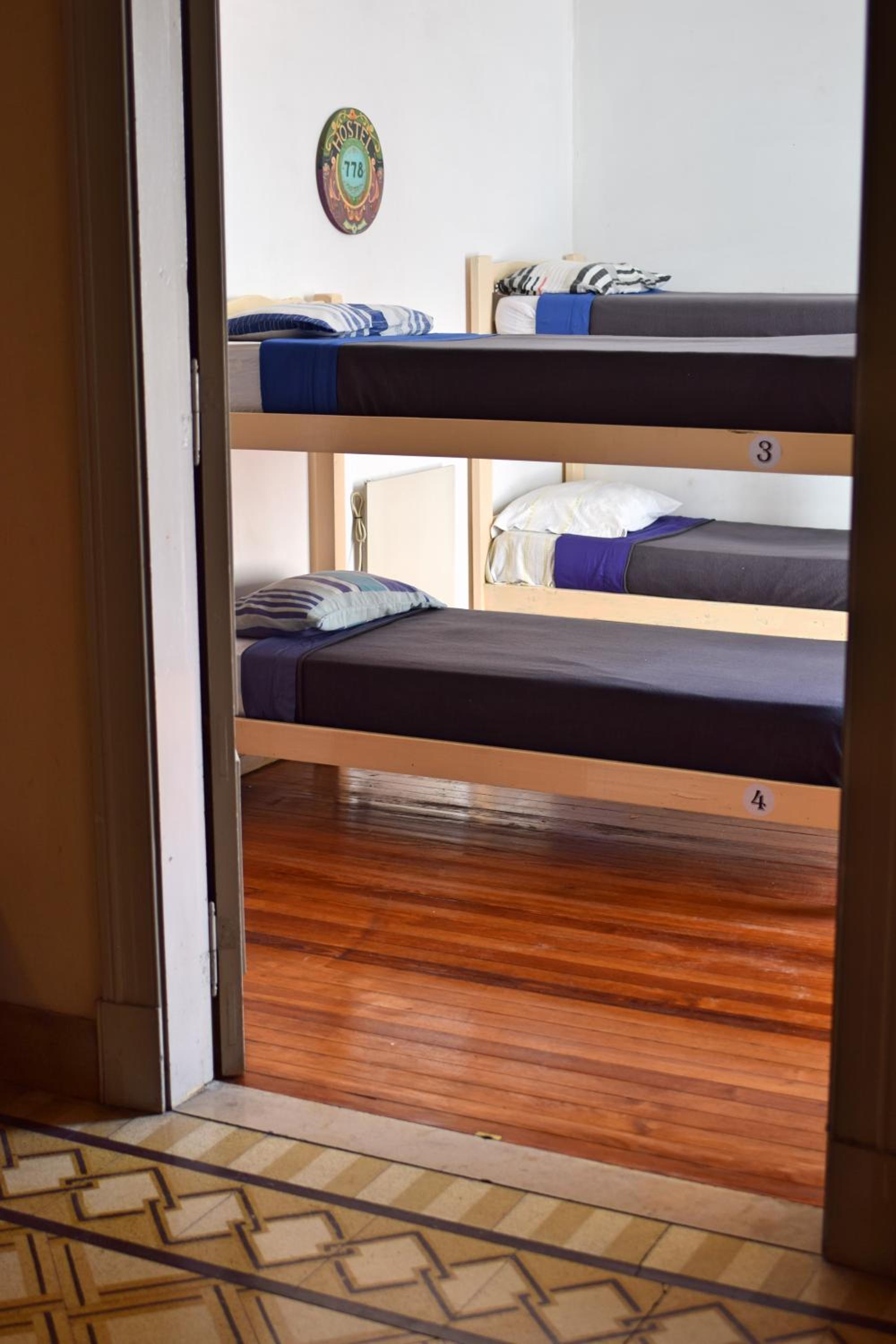 Be King Hostel