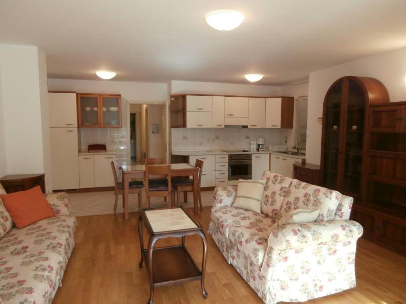 Miki - Property Image 7