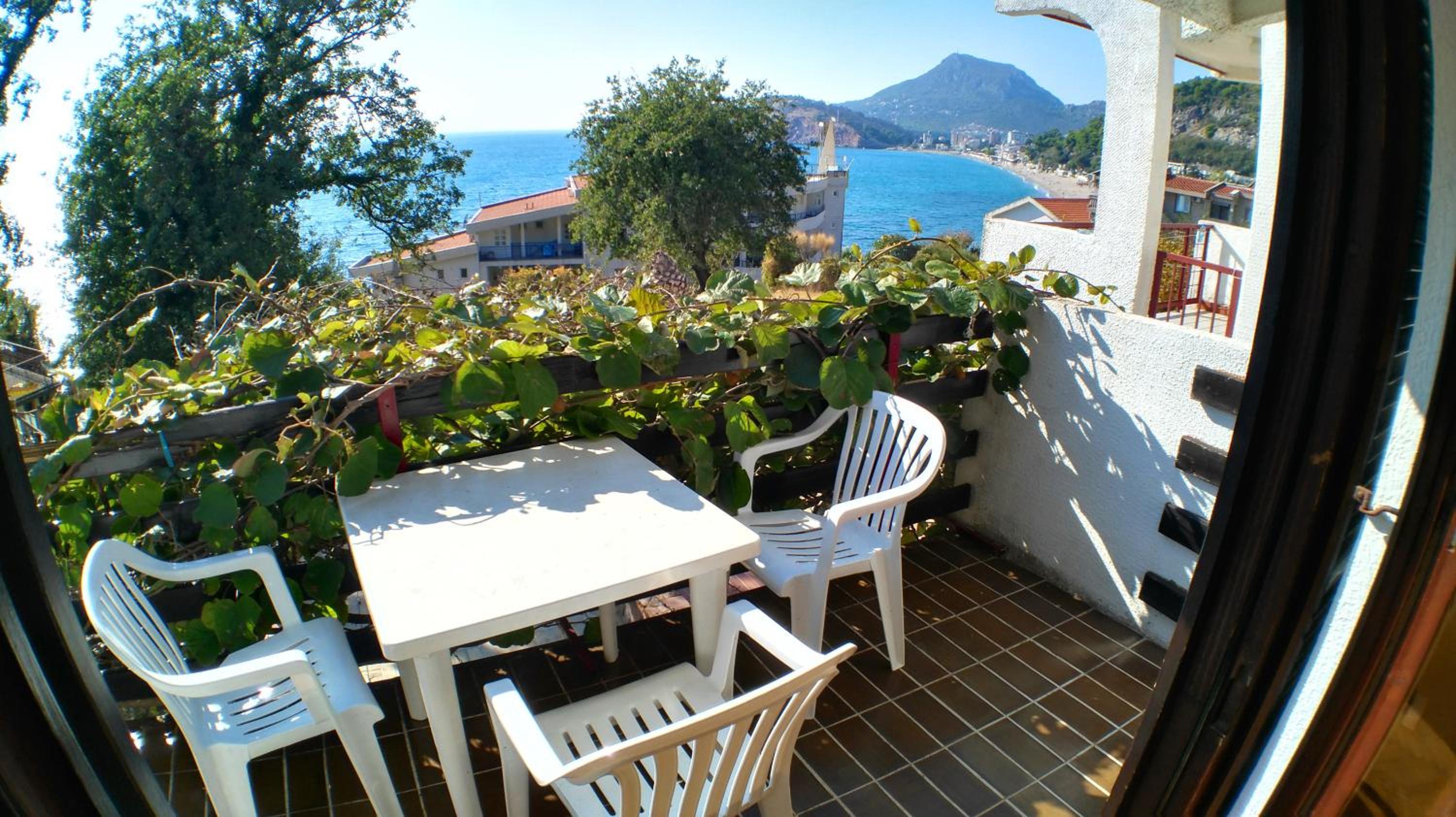Guesthouse Obala view 4