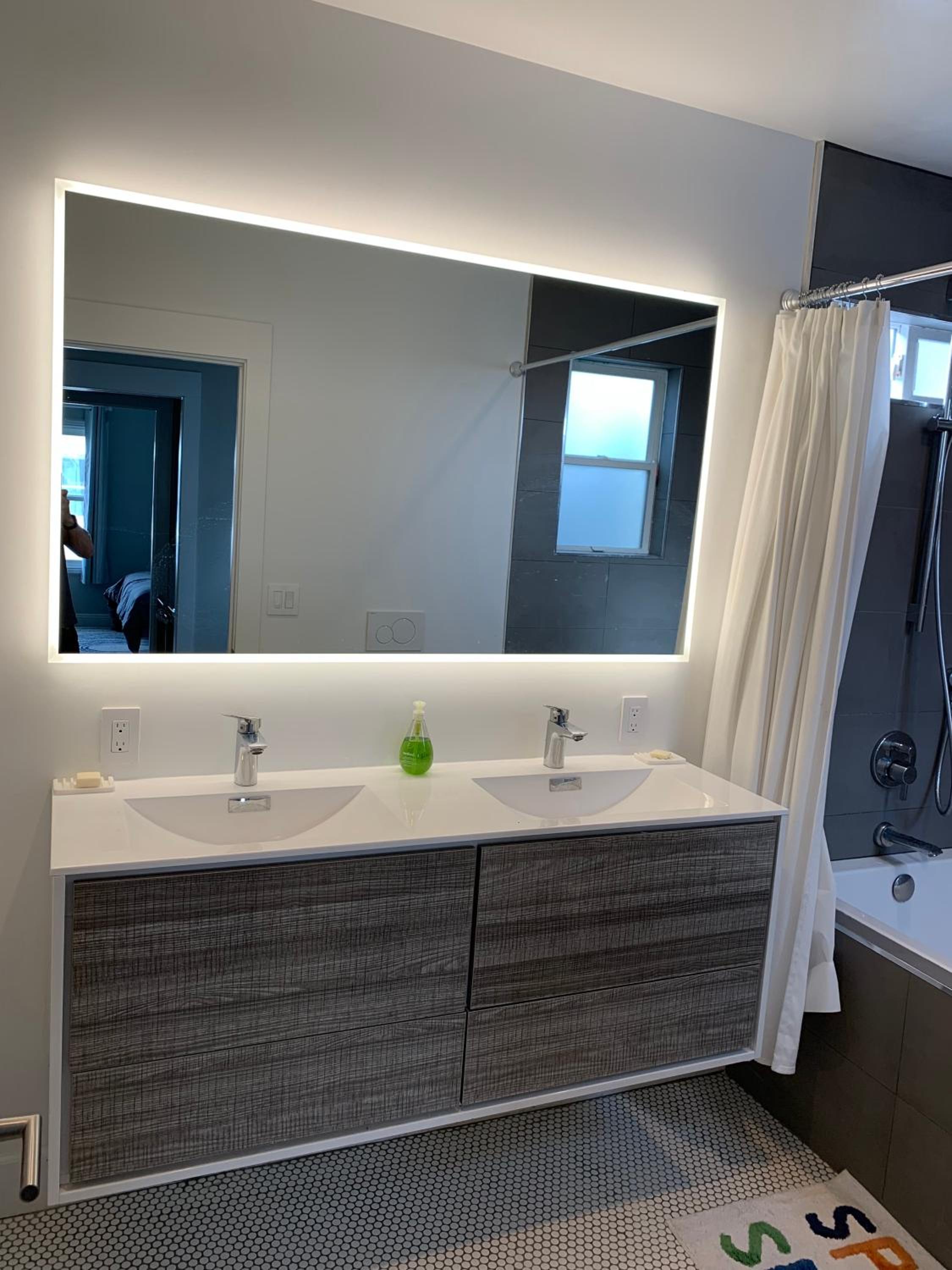 Beautiful 3 Bed 3 Bath upper house in Bernal Glen view 3