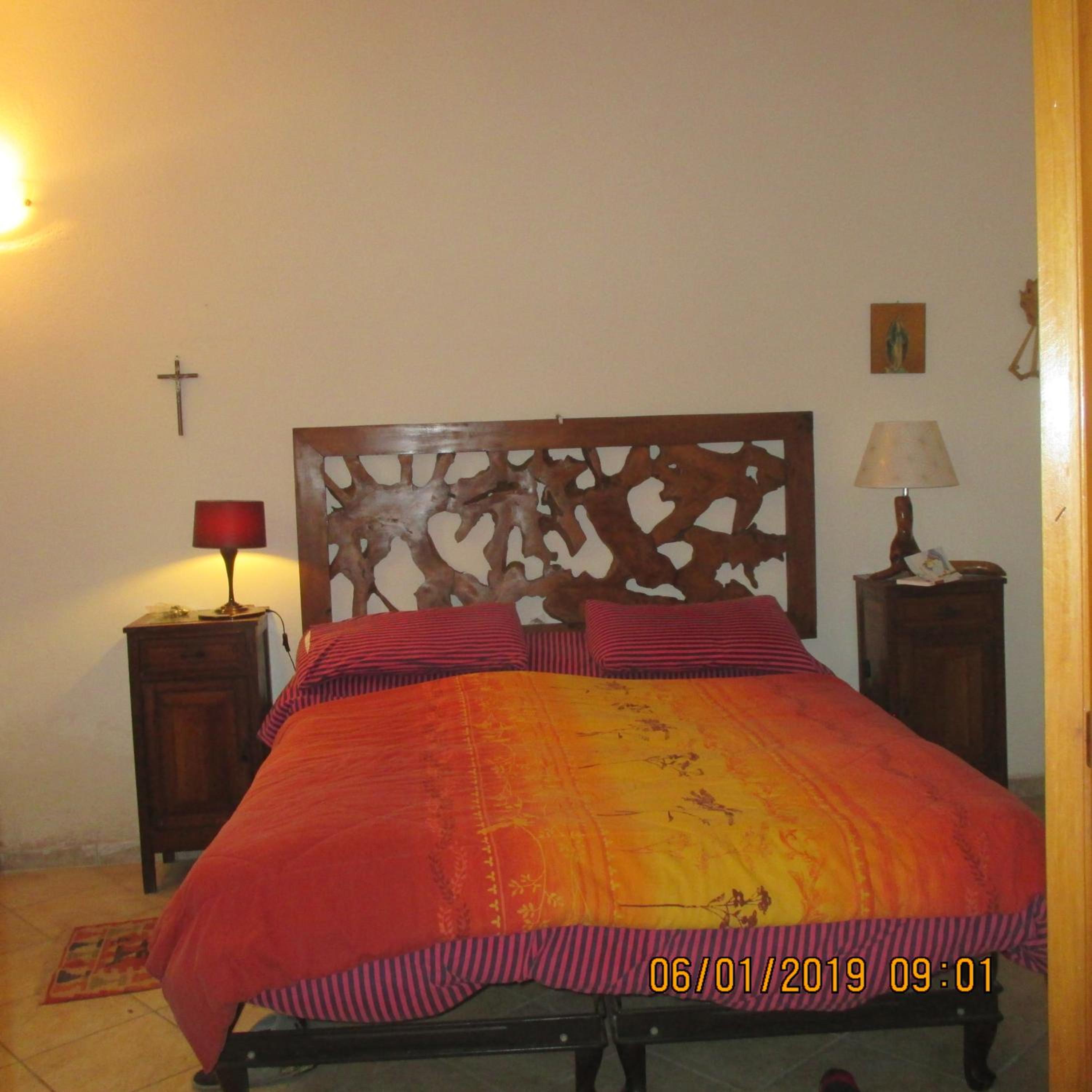 Photo 33