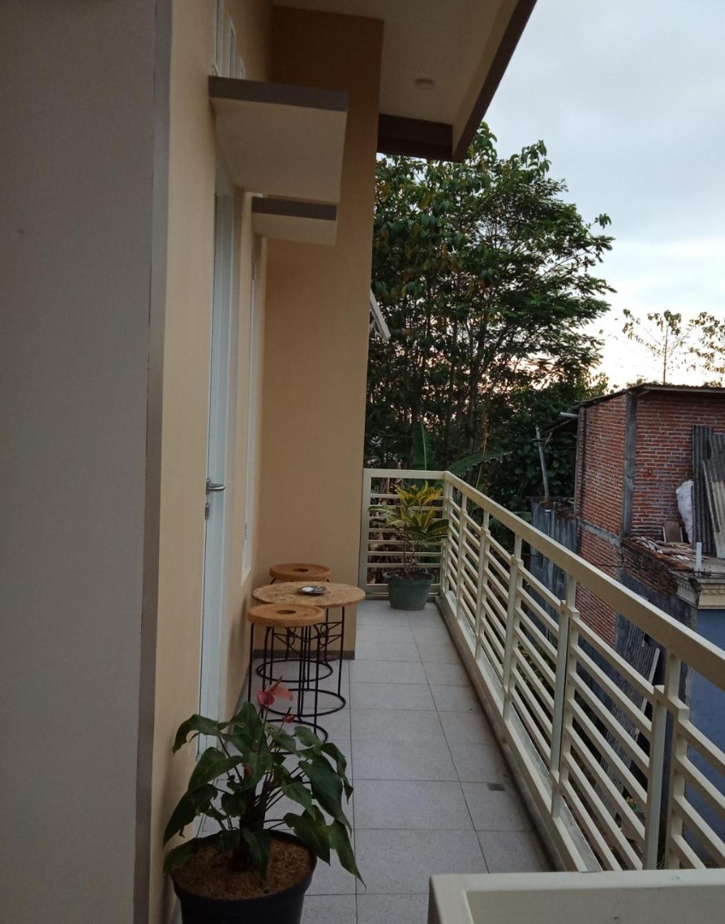 Midi Homestay