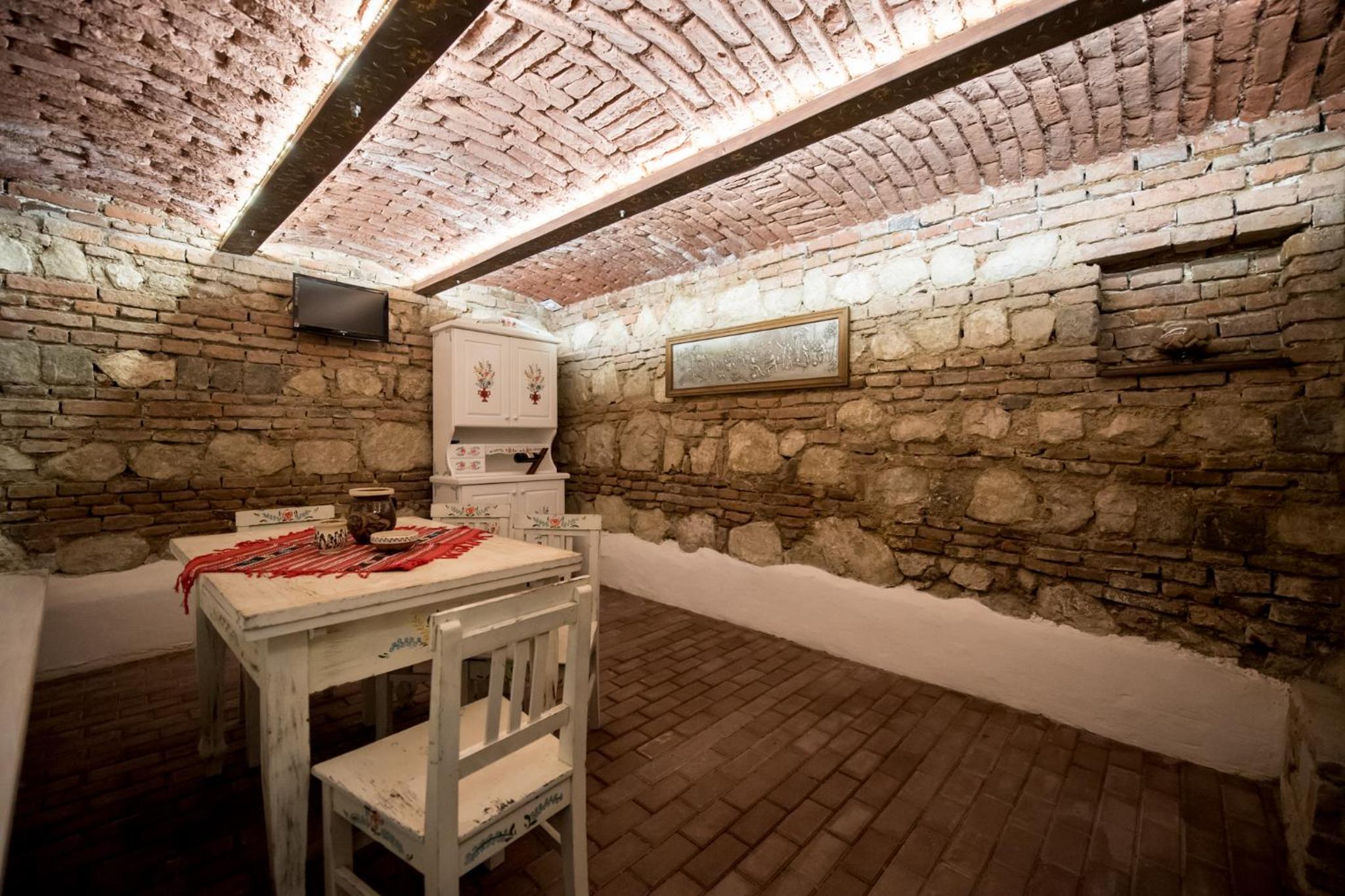 Vila Nicopole Art & Wine