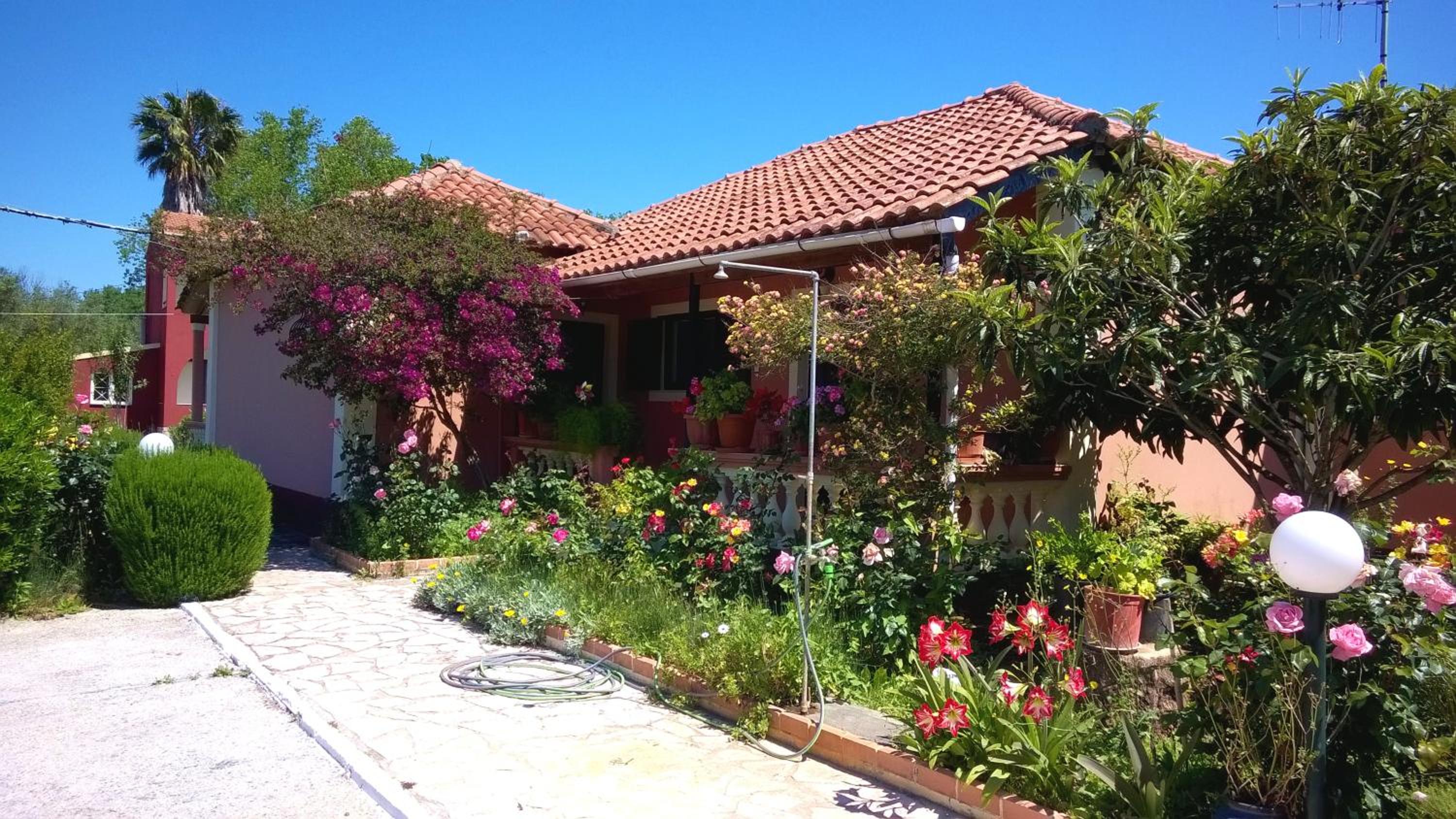 NEFELI House view 3