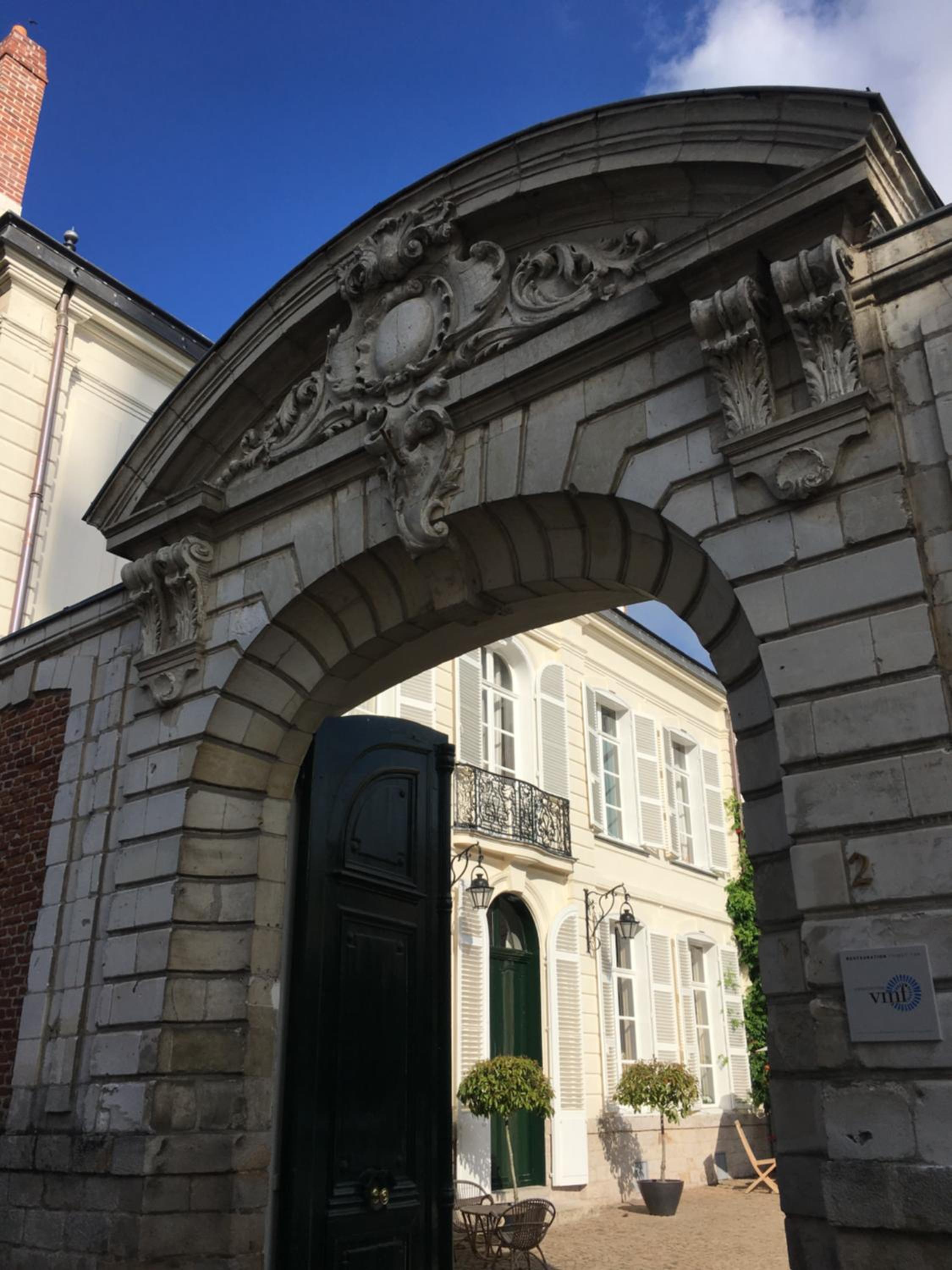 Entre Cour et Jardin view 2