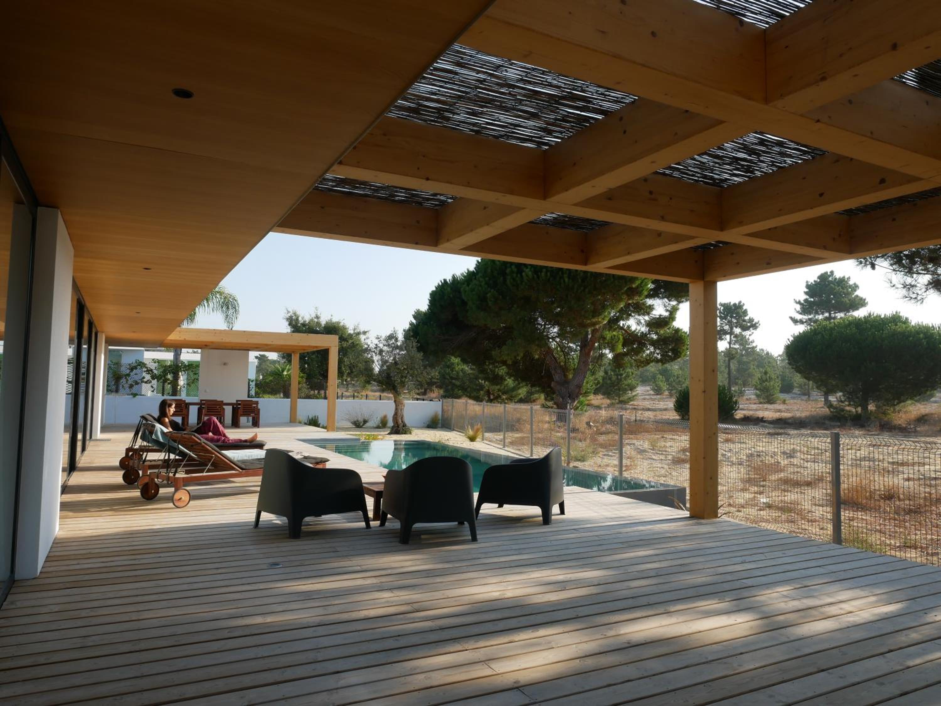 Casa das Pérgolas view 3