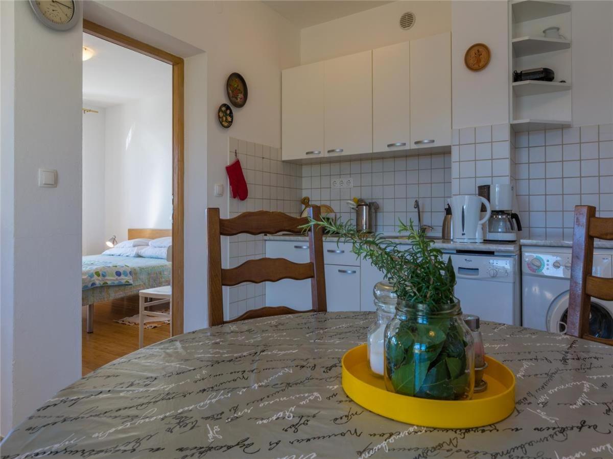 Apartments Vukelić view 5