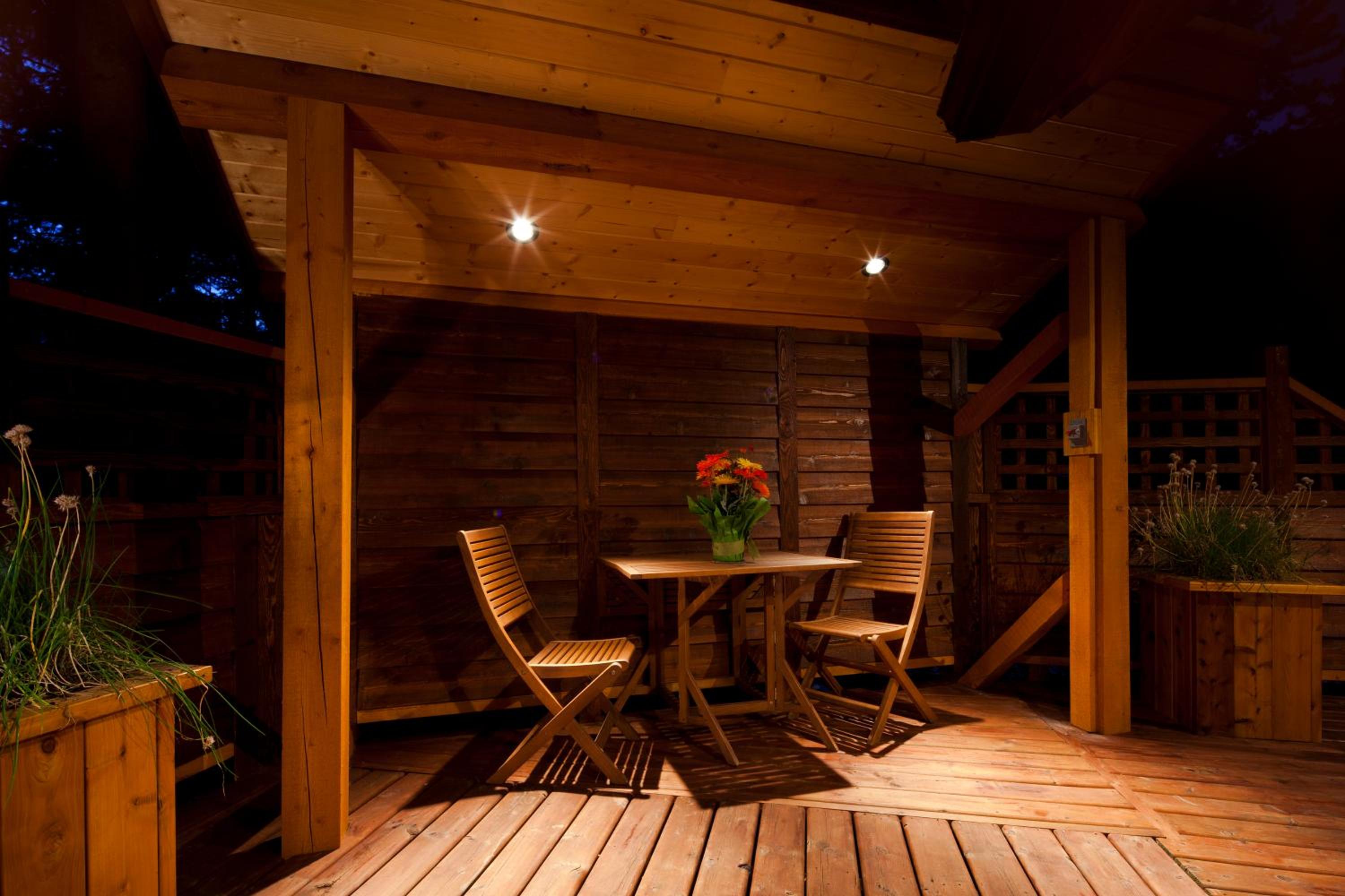 Golden Vacations - Cedar House Restaurant  Chalets - Property Image 36