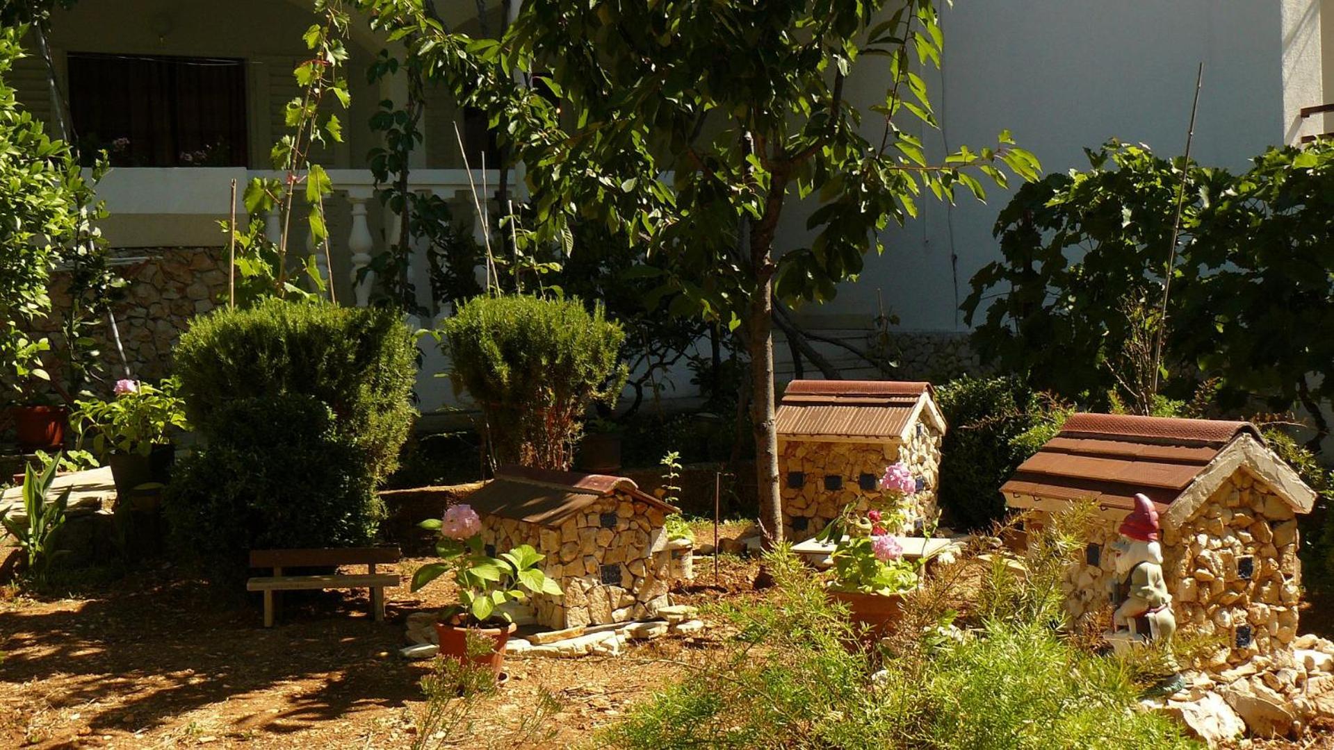 Apartments Fran - 150m from beach view 5