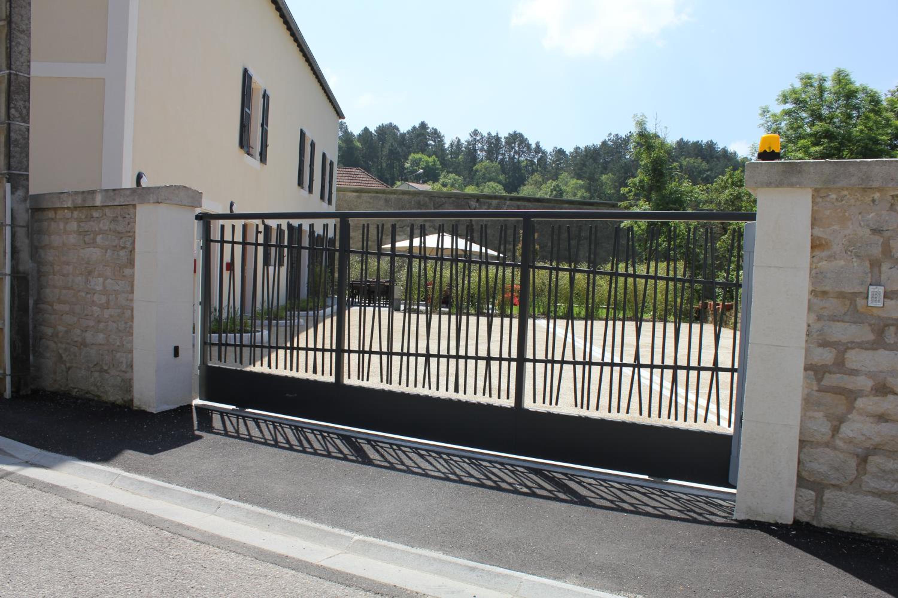 Photo 12