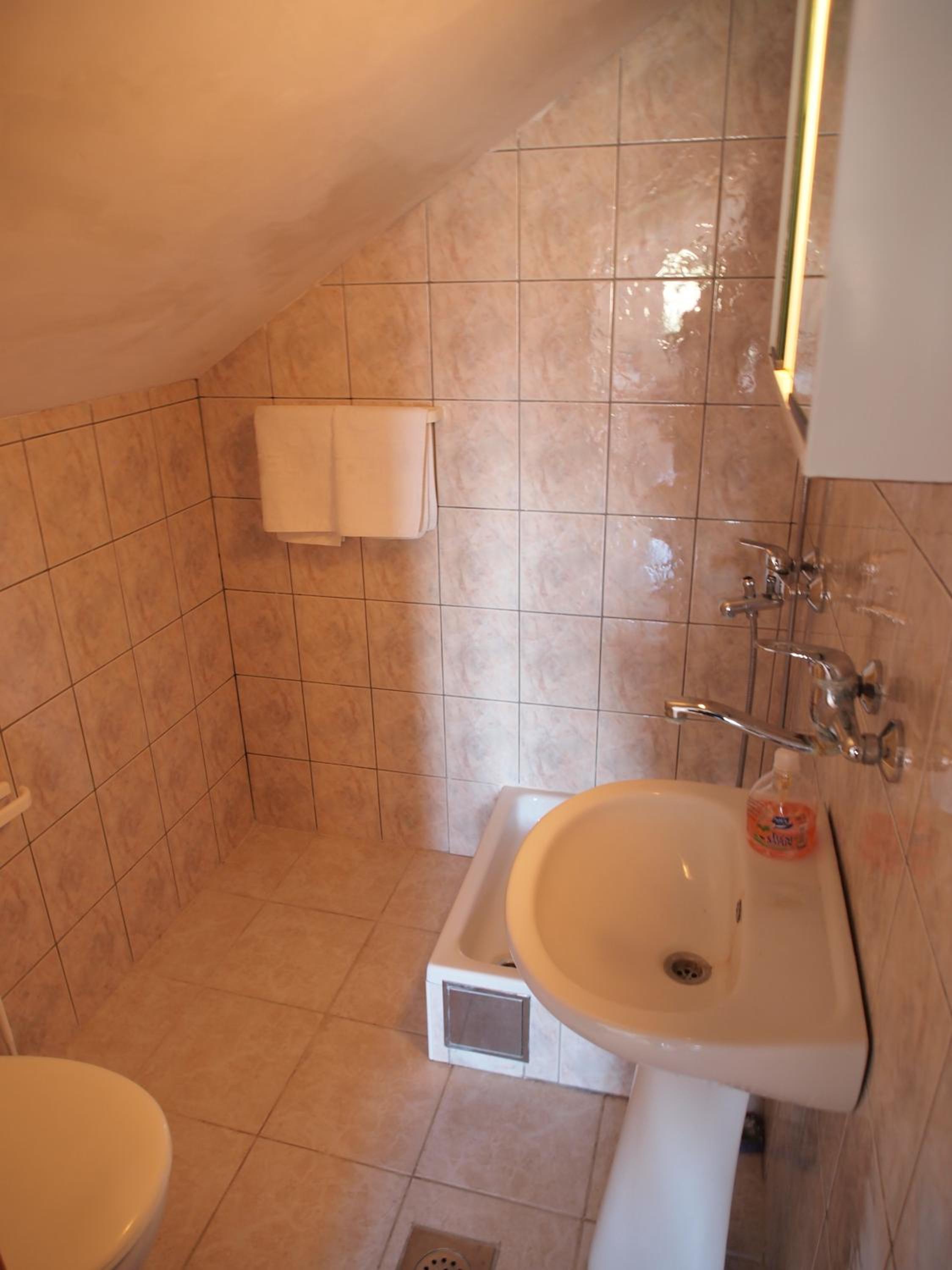 Photo 36