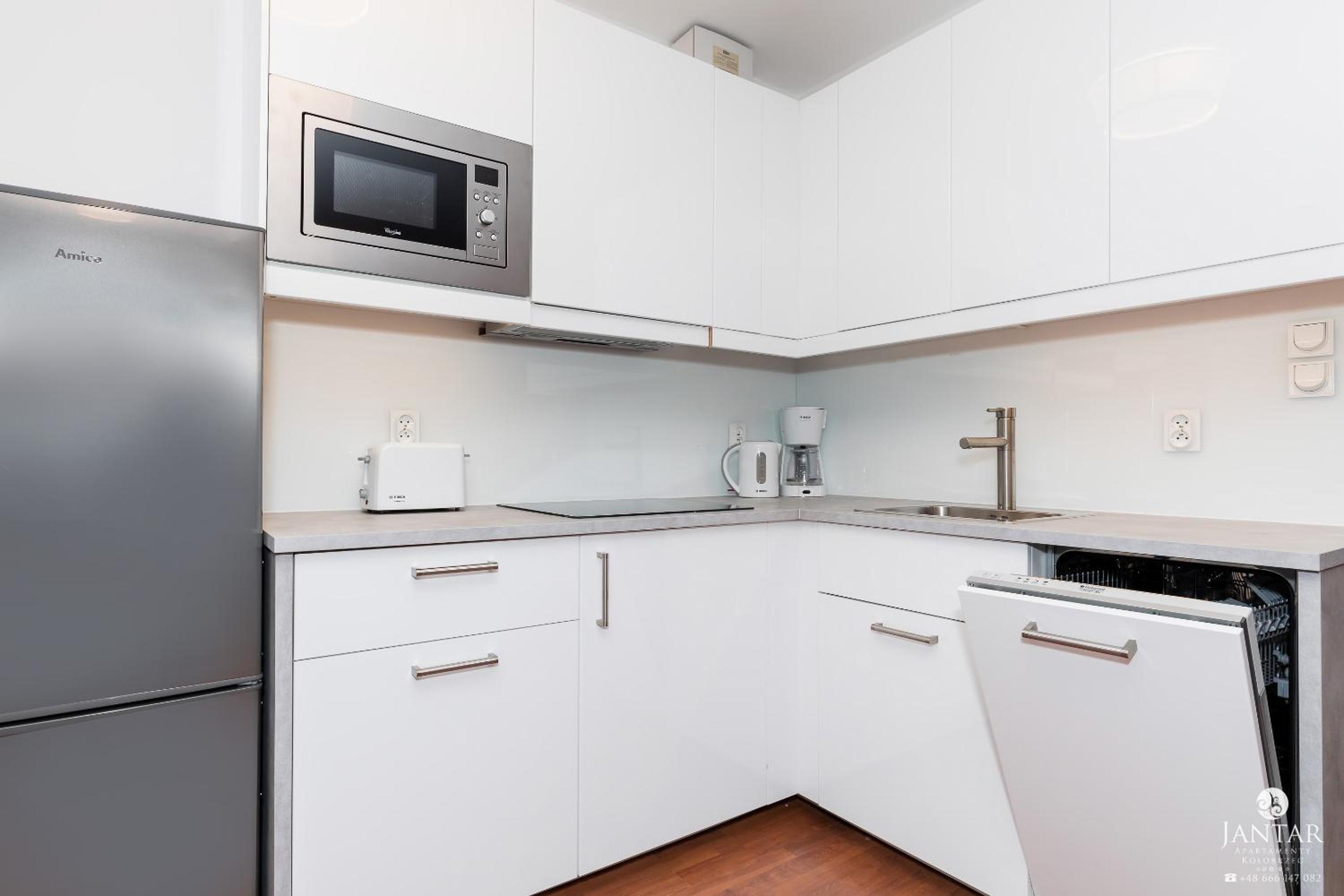 Jantar Apartamenty - Promenada Kołobrzeg view 3