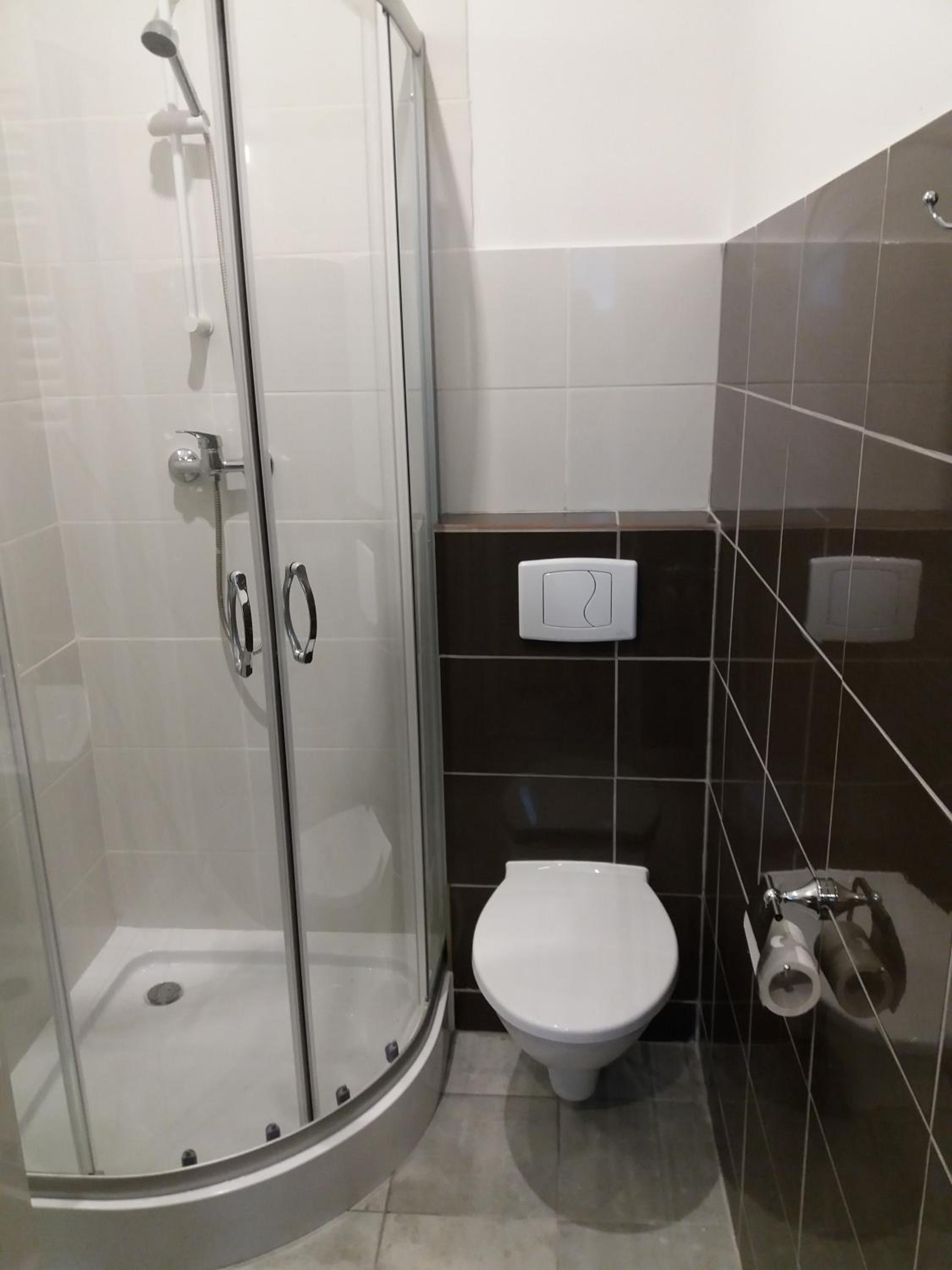 Business Apartments 1