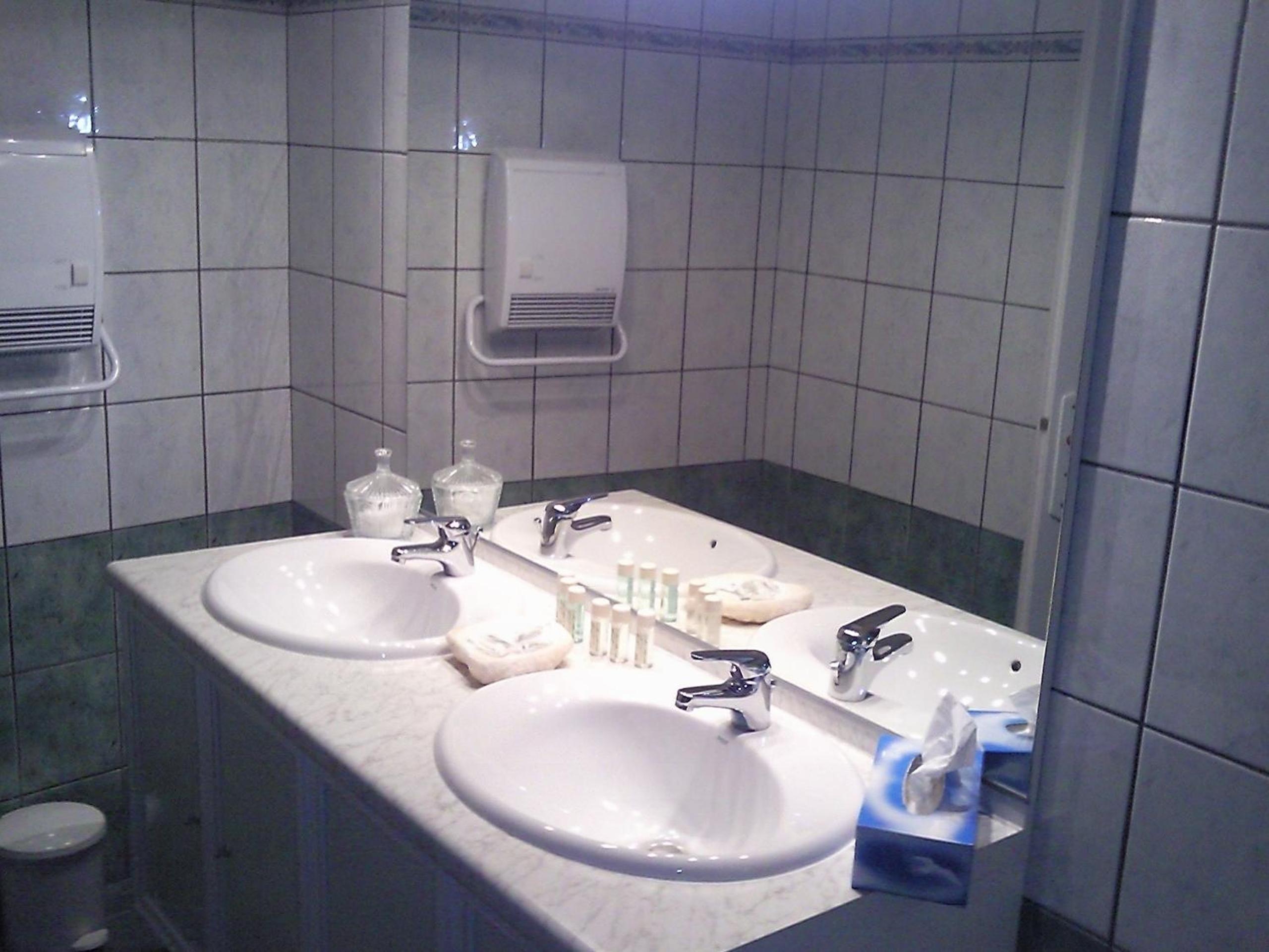 Photo 25