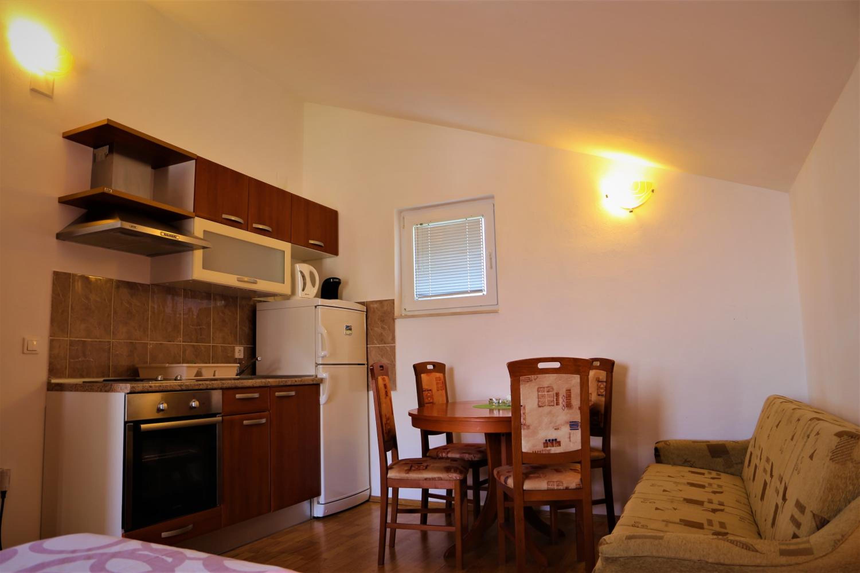 Apartments Muic