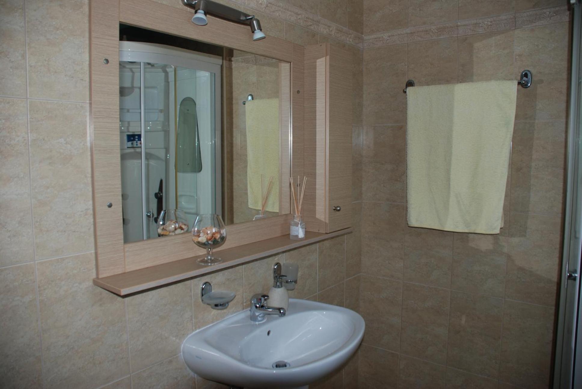 Photo 49