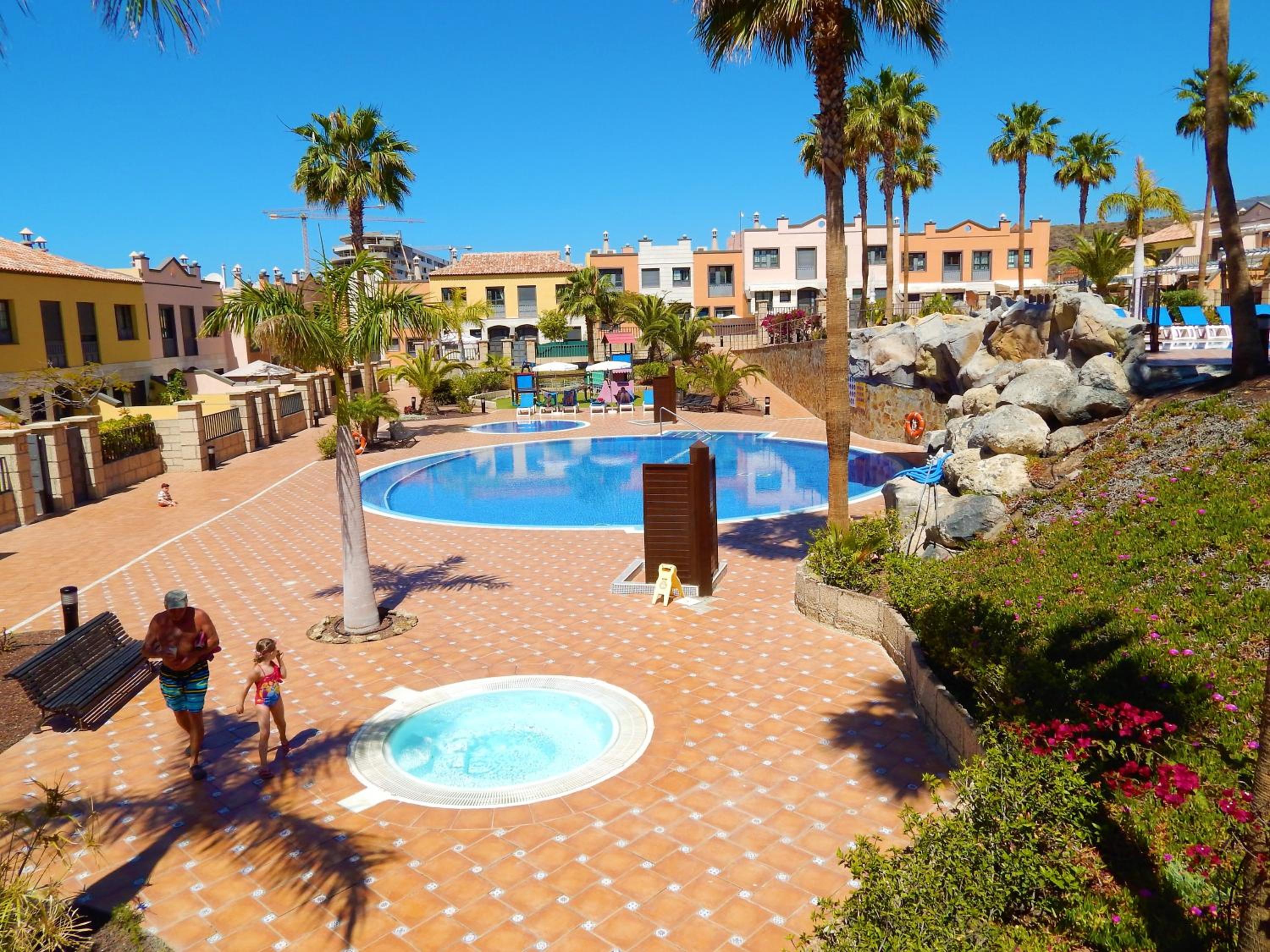 Modern Villa Close to the Sea photo 2