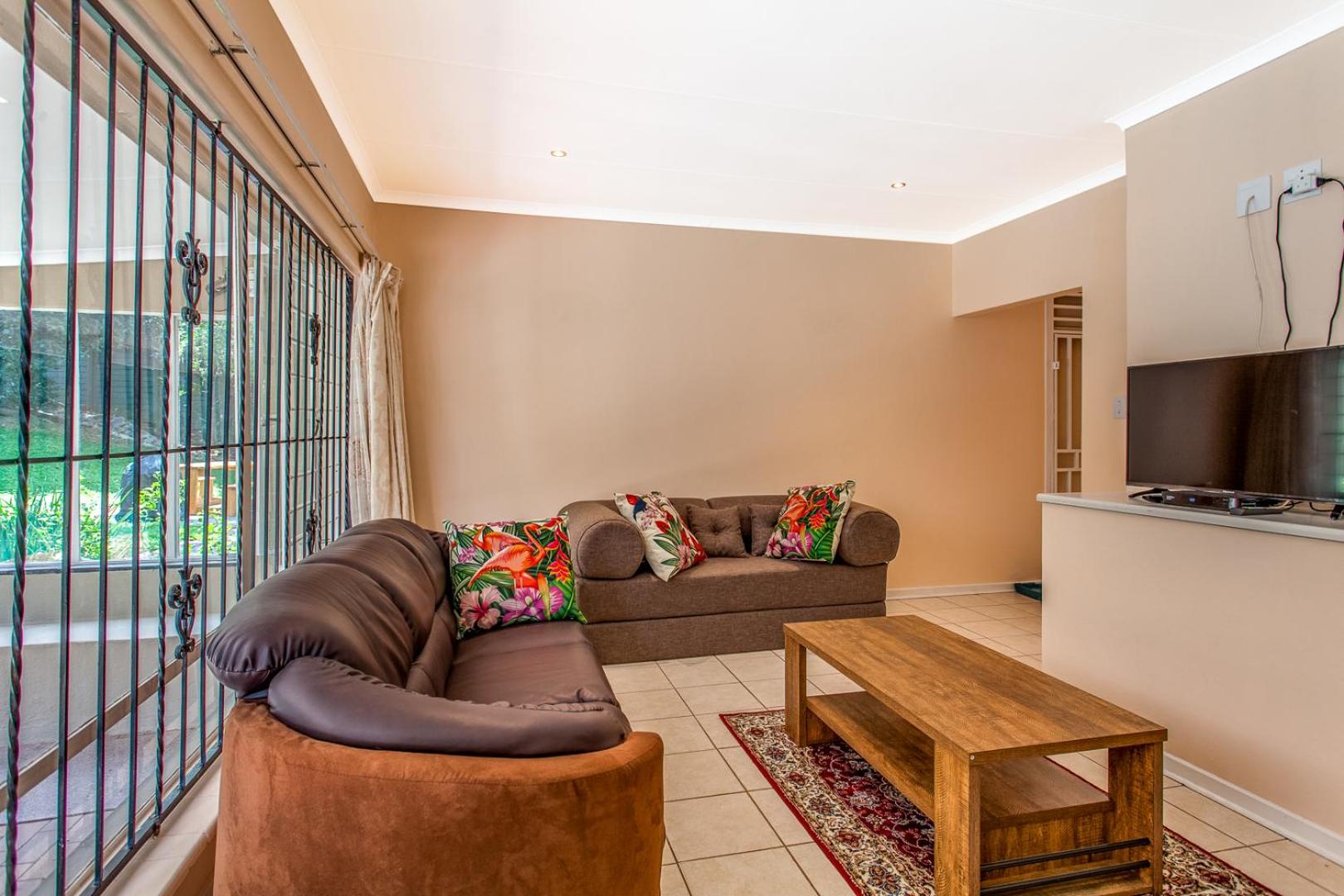 Chalet 5 Cosmos