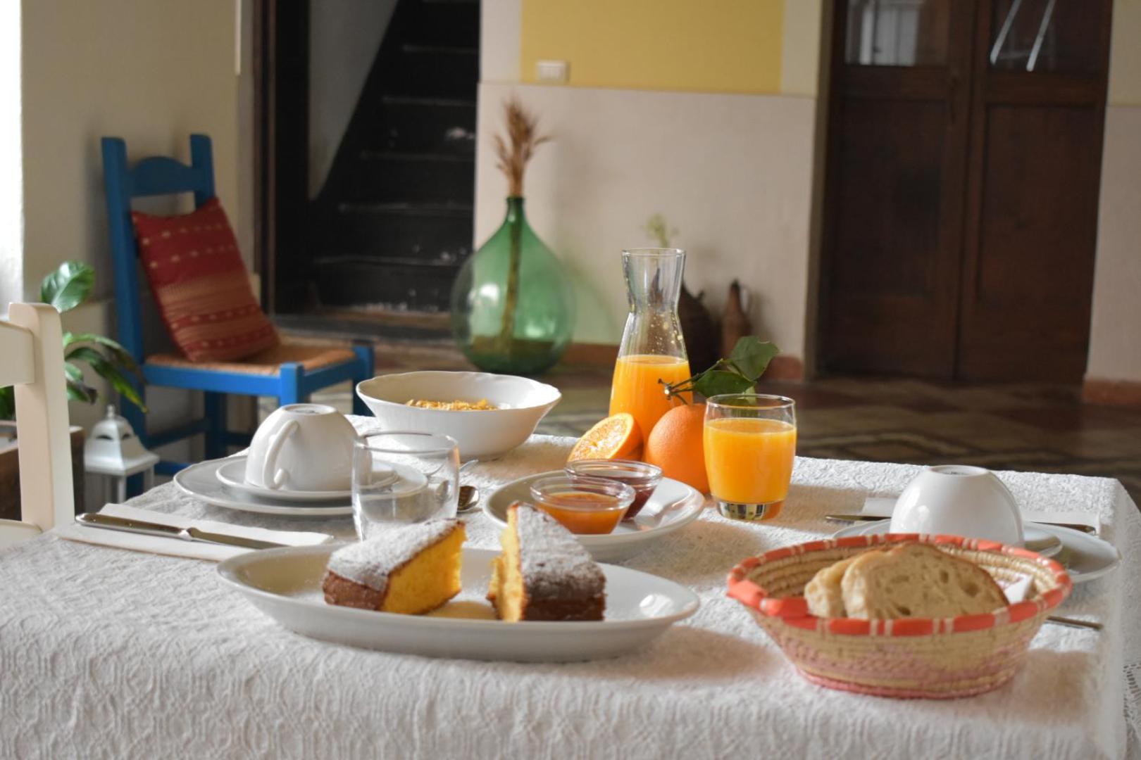 Casa Camboni-Dimora Storica Bed & Breakfast