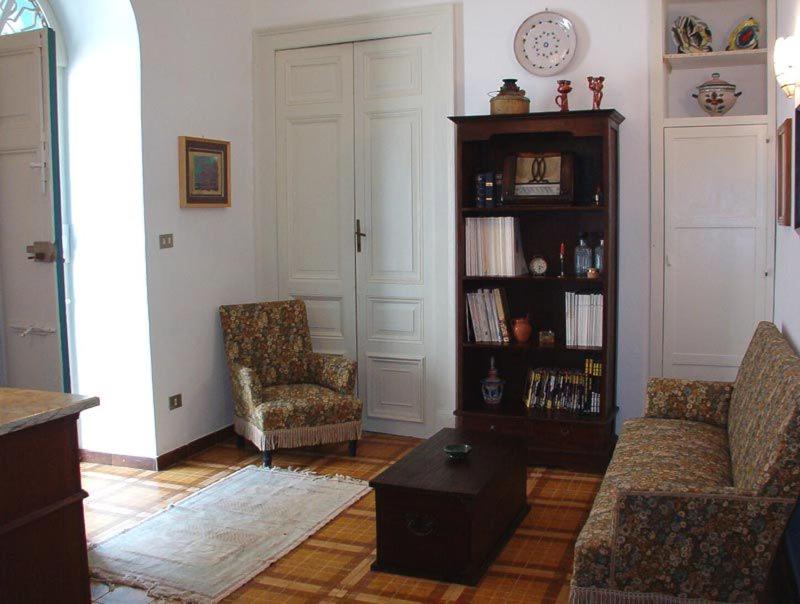 Villa Caferì