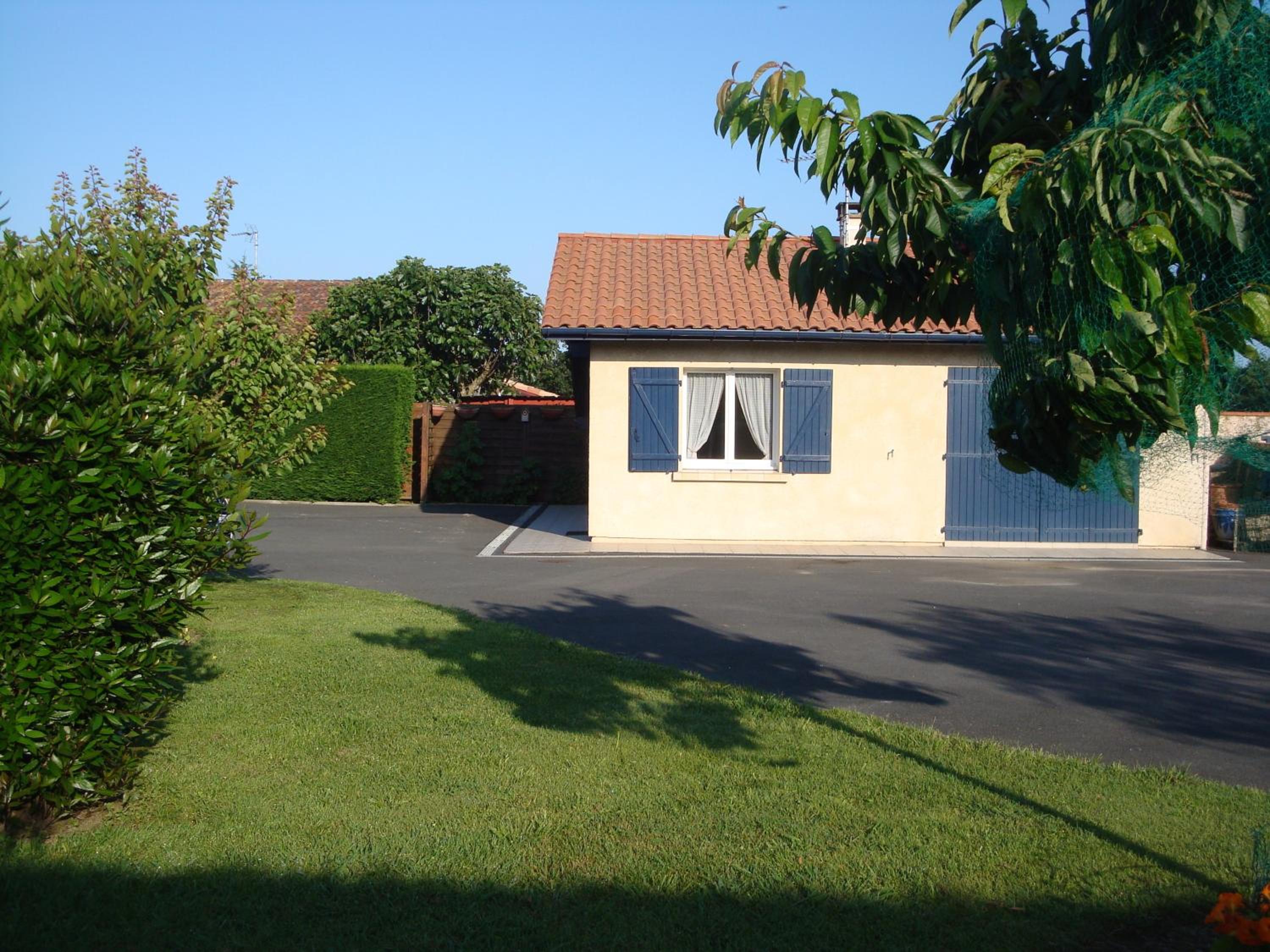 Maison Lous Amics view 4